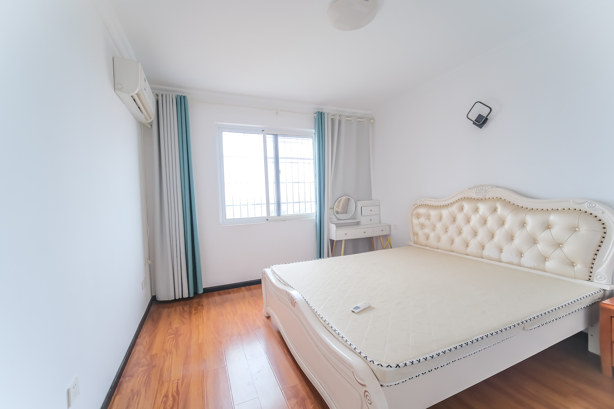 中安善化国际  3室2厅2卫    58.0万 中安善化国际  3室2厅2卫    58.0万卧室