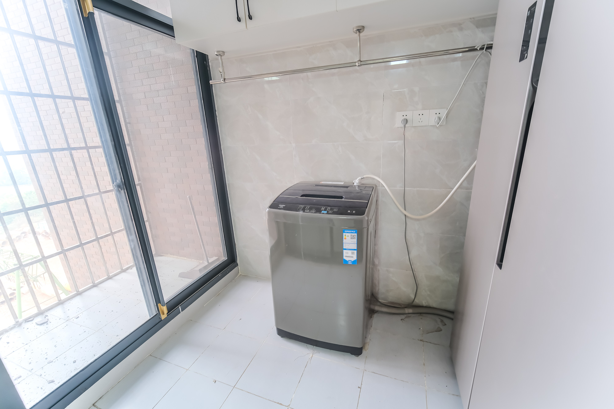 中安善化国际  3室2厅2卫    58.0万 中安善化国际  3室2厅2卫    58.0万阳台