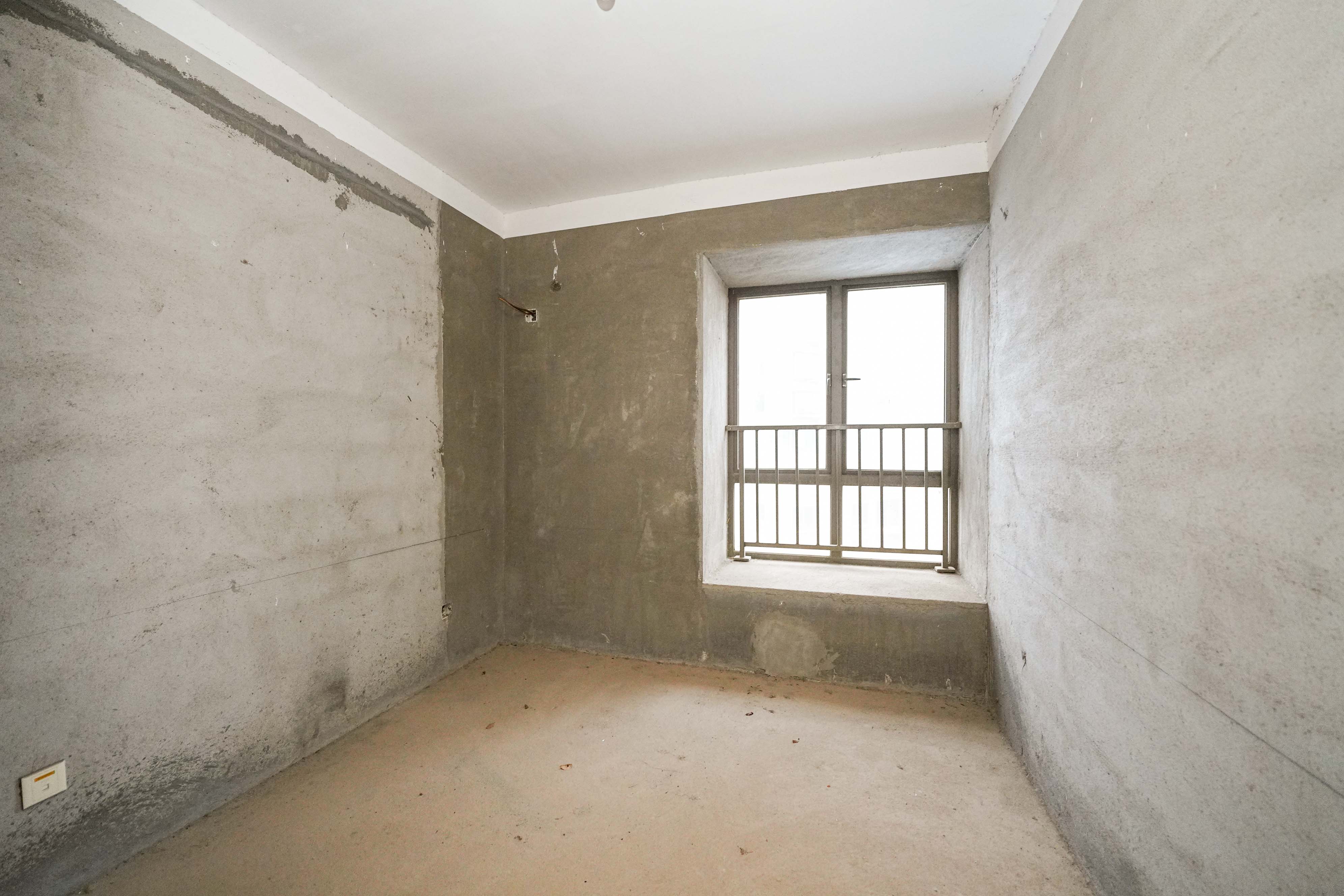 幸福庄园  5室2厅3卫    95.0万 幸福庄园  5室2厅3卫    95.0万卧室