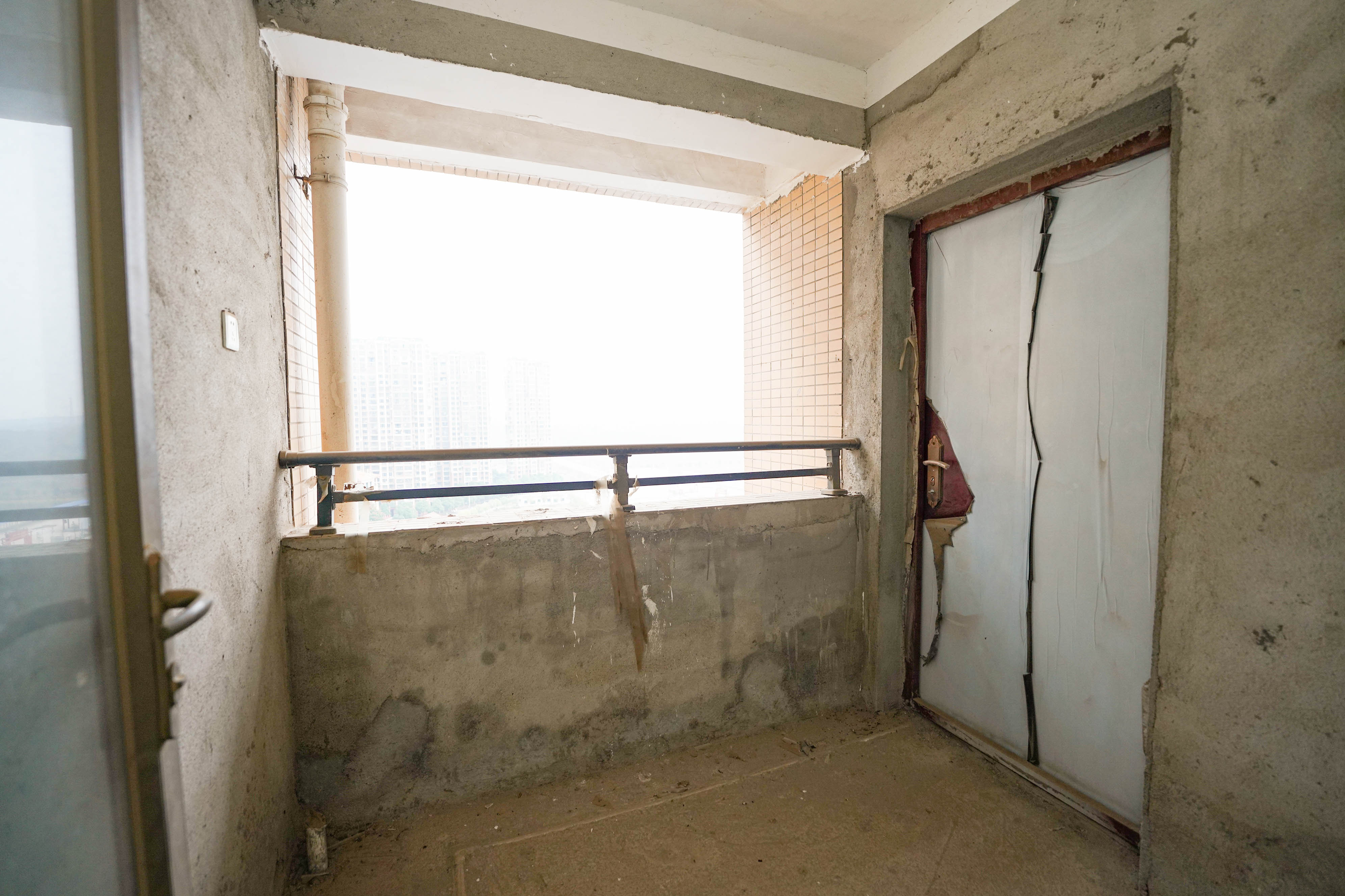 幸福庄园  5室2厅3卫    95.0万 幸福庄园  5室2厅3卫    95.0万其他