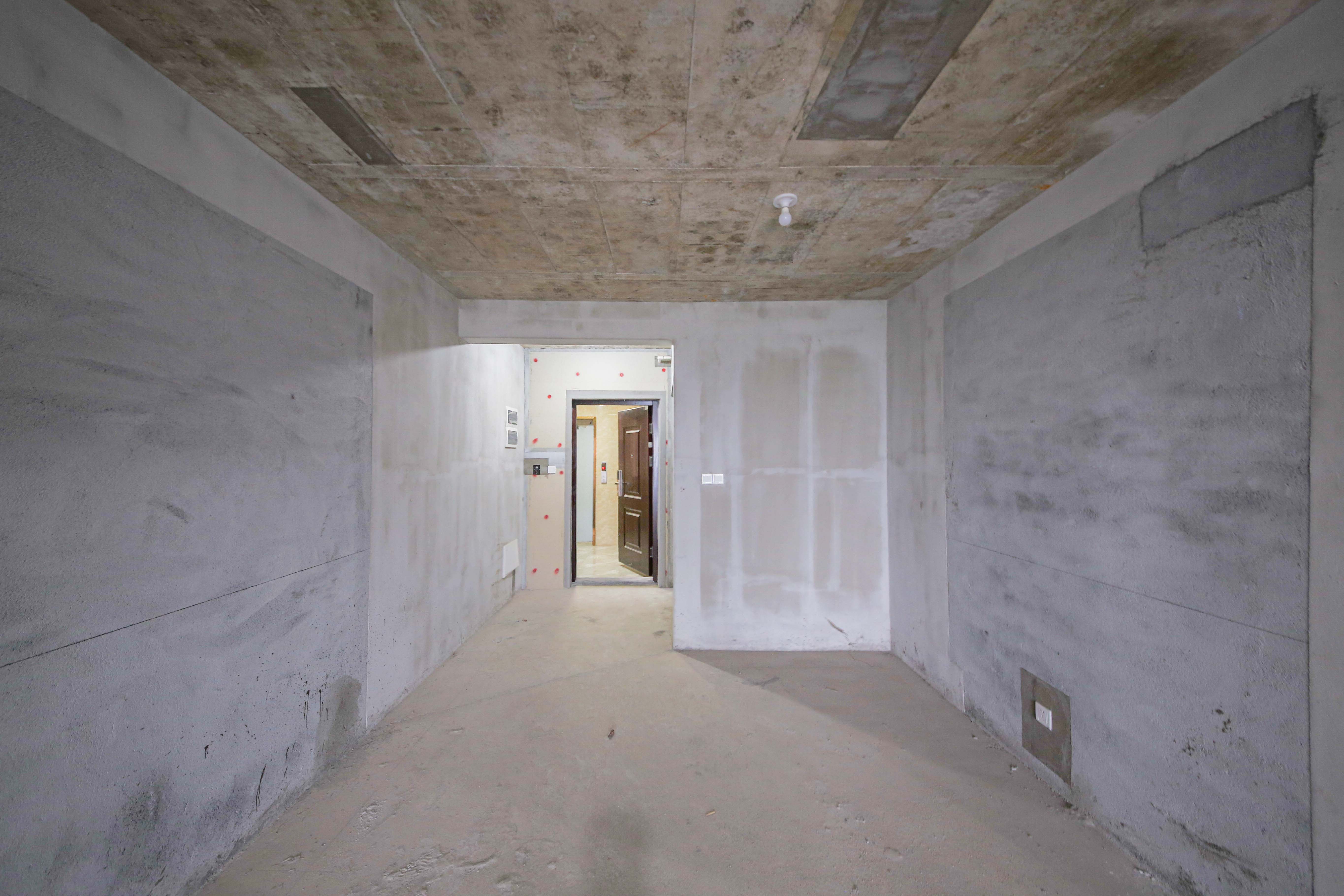 弘阳昕悦府 2室2厅2卫 104.6万 弘阳昕悦府 2室2厅2卫 104.6万客厅