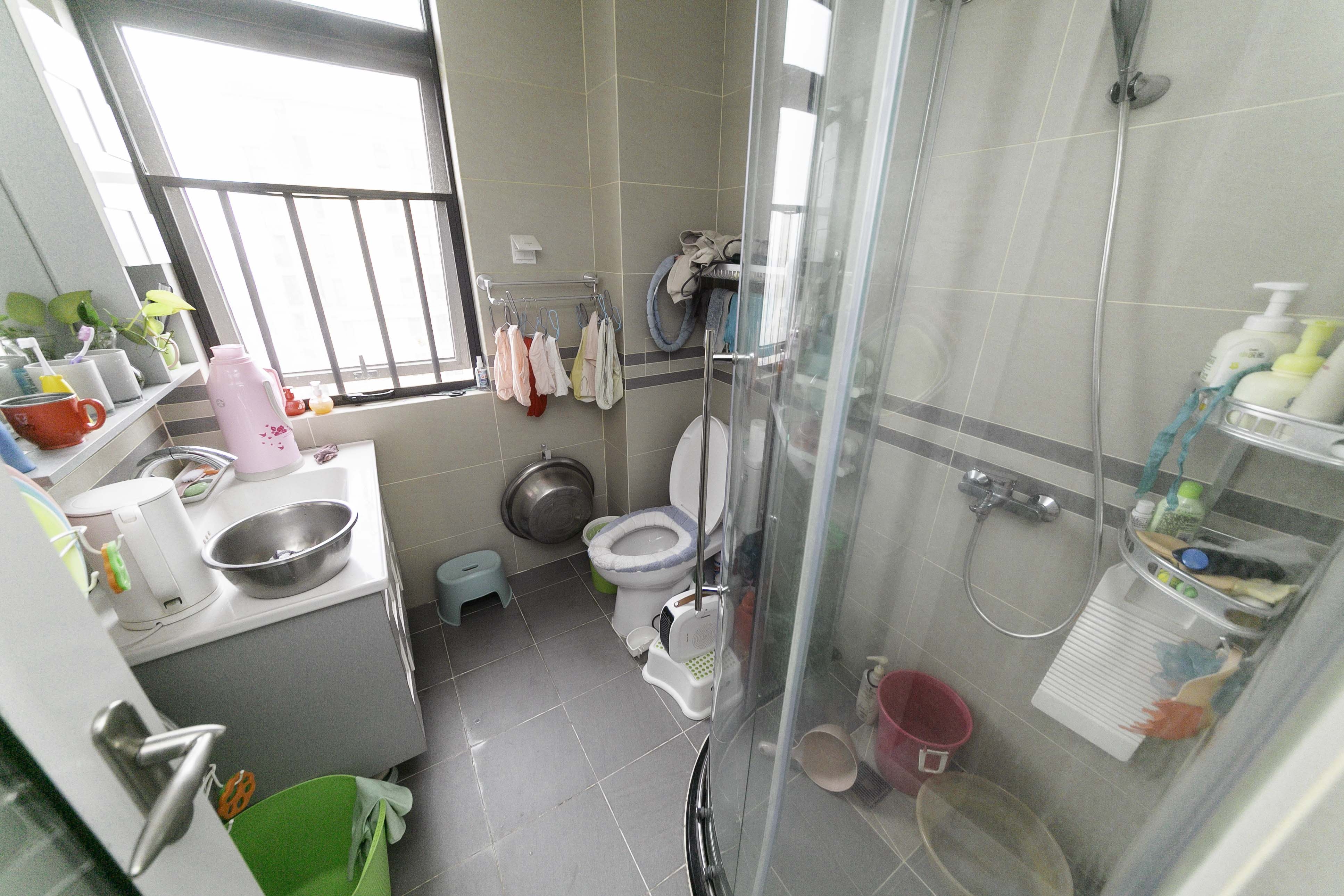 中建信和城  3室2厅1卫    116.8万卫生间