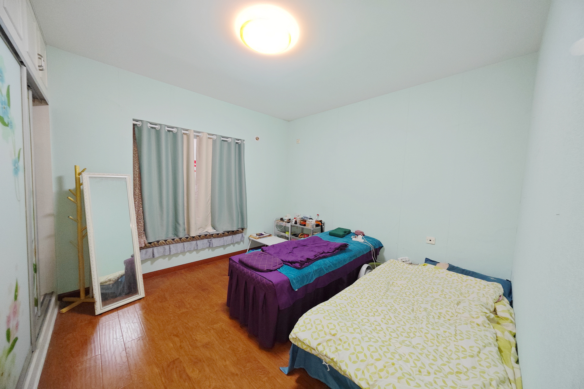 兰亭优壳(隽峰苑) 3室2厅1卫 69.8万 兰亭优壳(隽峰苑) 3室2厅1卫 69.8万卧室