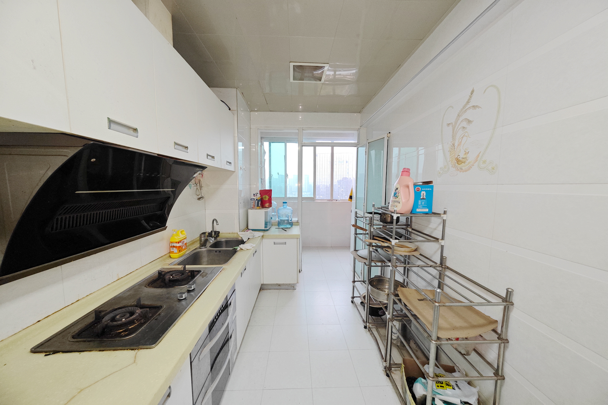 名都花园  3室2厅2卫    113.8万 名都花园  3室2厅2卫    113.8万厨房