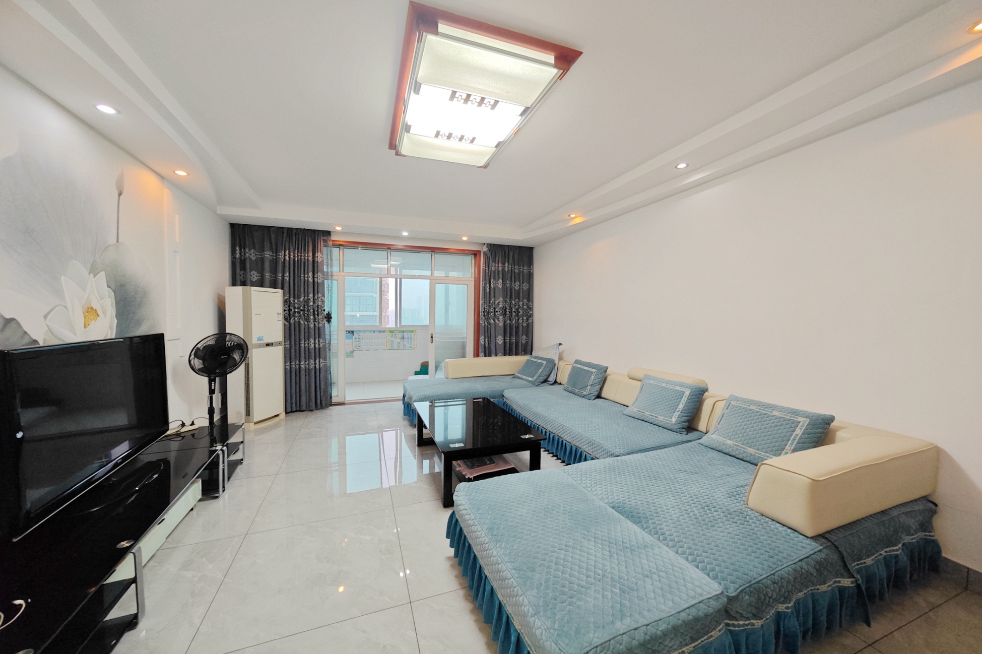 名都花园  3室2厅2卫    113.8万 名都花园  3室2厅2卫    113.8万客厅