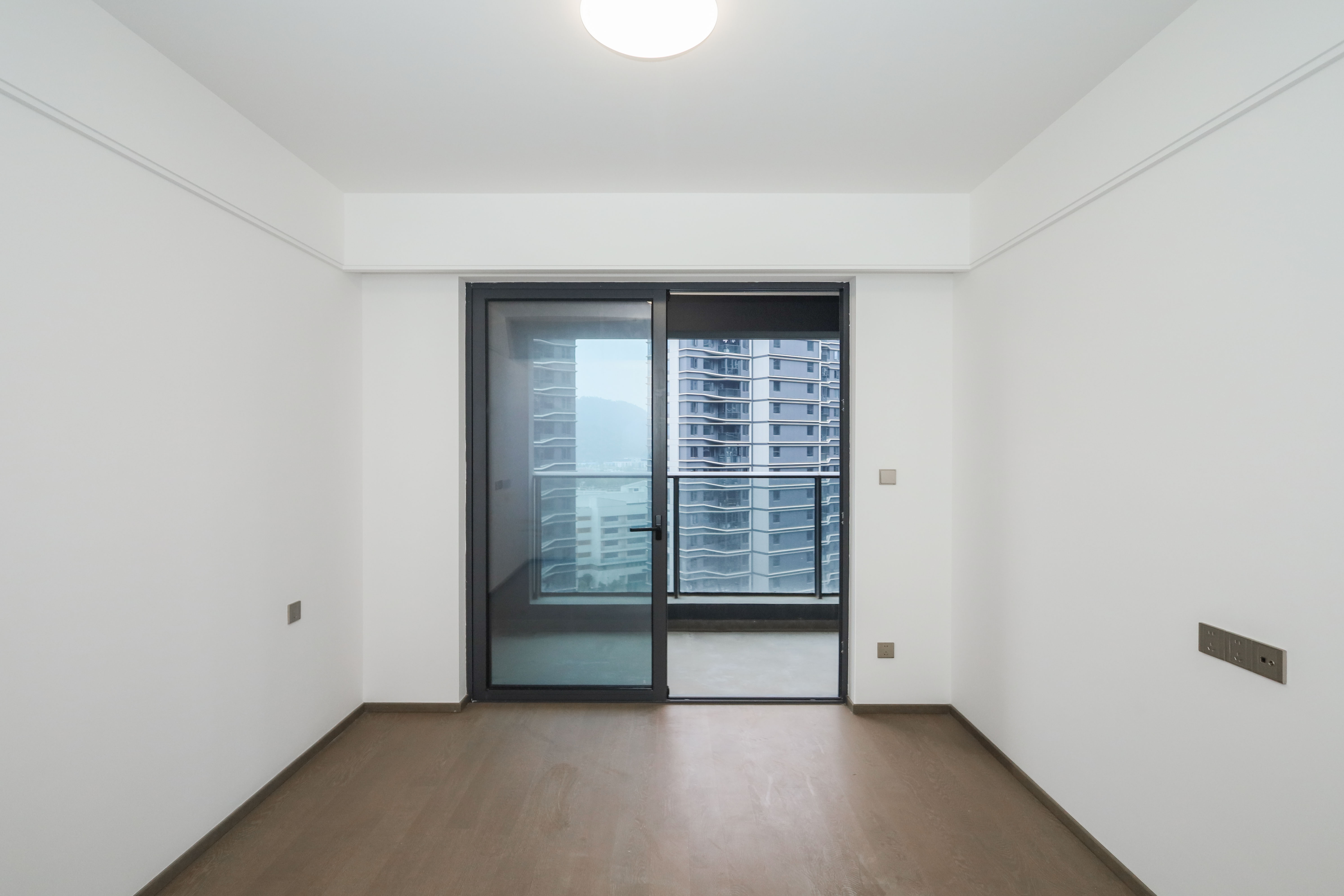 绿城招商桂语雲峯  4室2厅2卫    295.0万 绿城招商桂语雲峯  4室2厅2卫    295.0万卧室