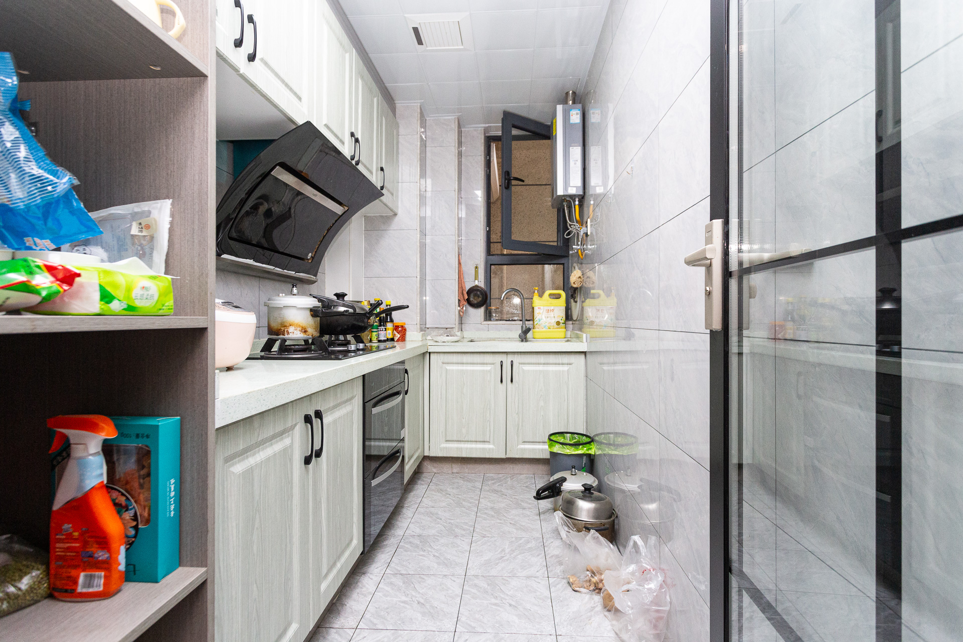 明发阅江悦府  3室2厅1卫    80.0万 明发阅江悦府  3室2厅1卫    80.0万厨房