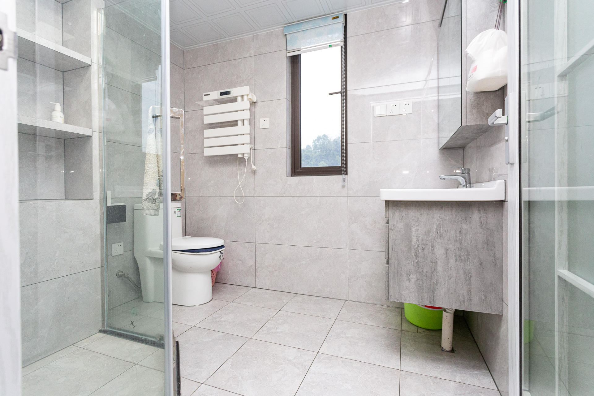 龙湖璟宸原著(龙湖紫宸) 4室2厅2卫 139.0万 龙湖璟宸原著(龙湖紫宸) 4室2厅2卫 139.0万卫生间