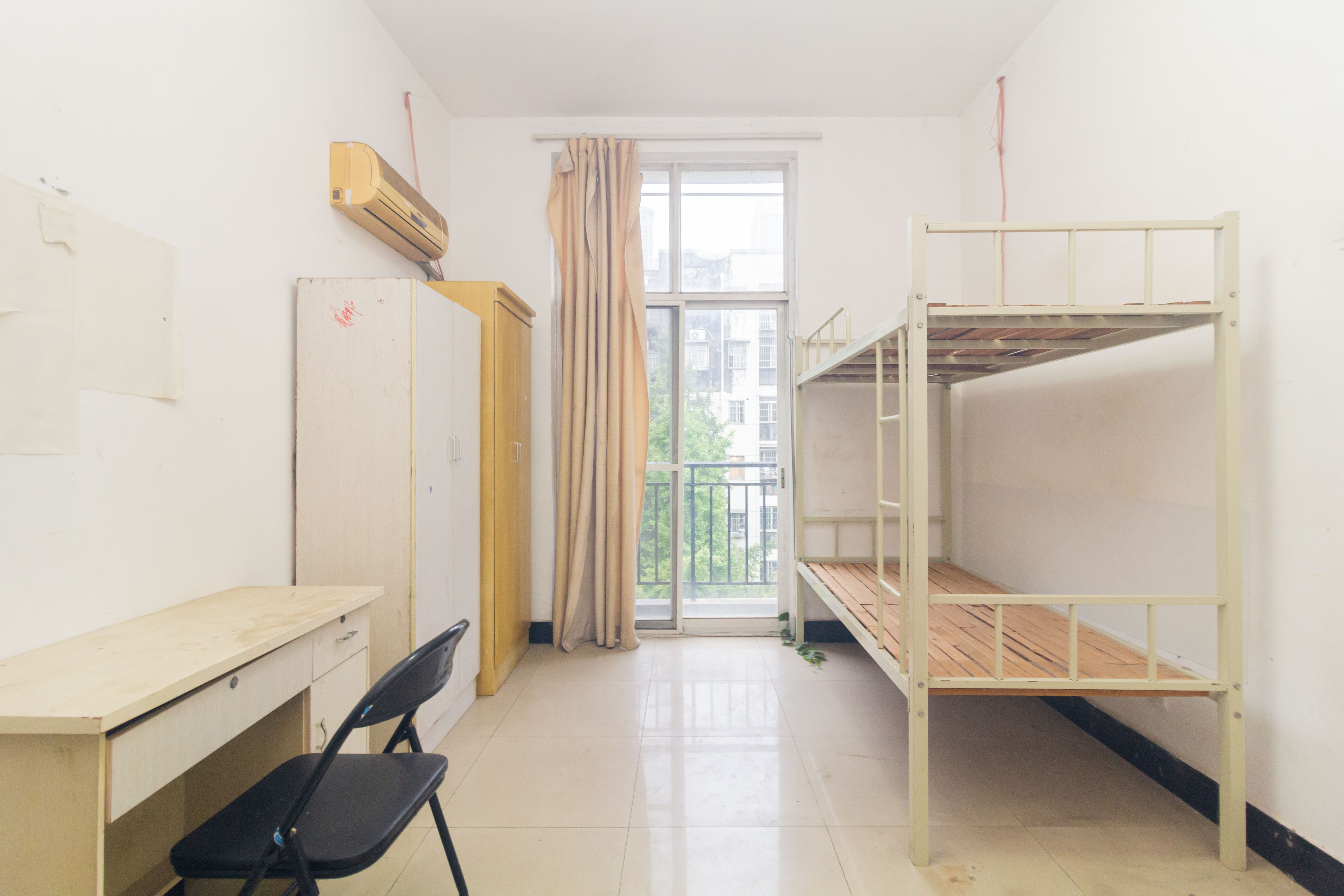 创业乐园 2室2厅1卫 25.0万 创业乐园 2室2厅1卫 25.0万客厅