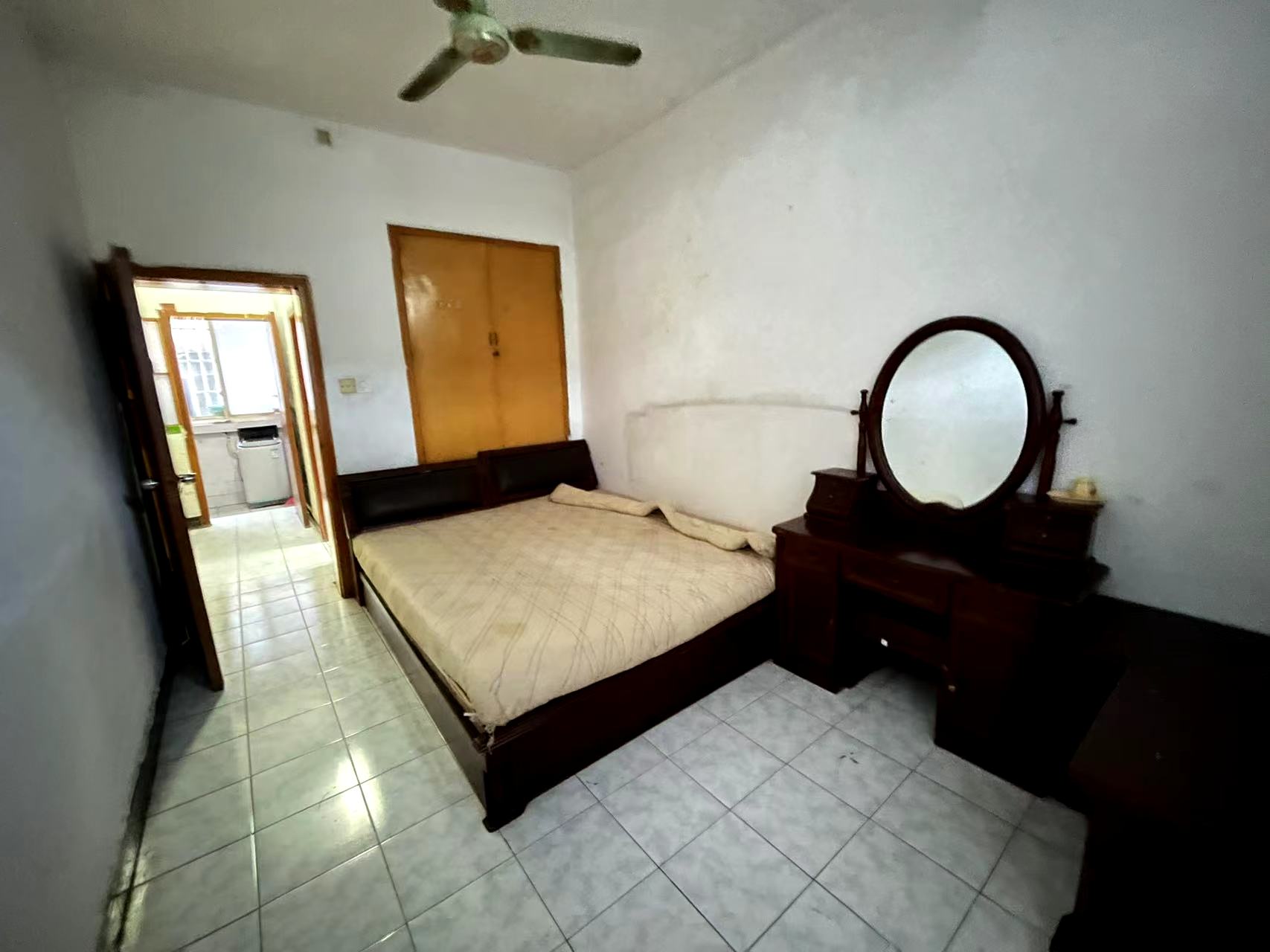 野鸭冲(新屋街) 2室1厅1卫 16.8万 野鸭冲(新屋街) 2室1厅1卫 16.8万室内图