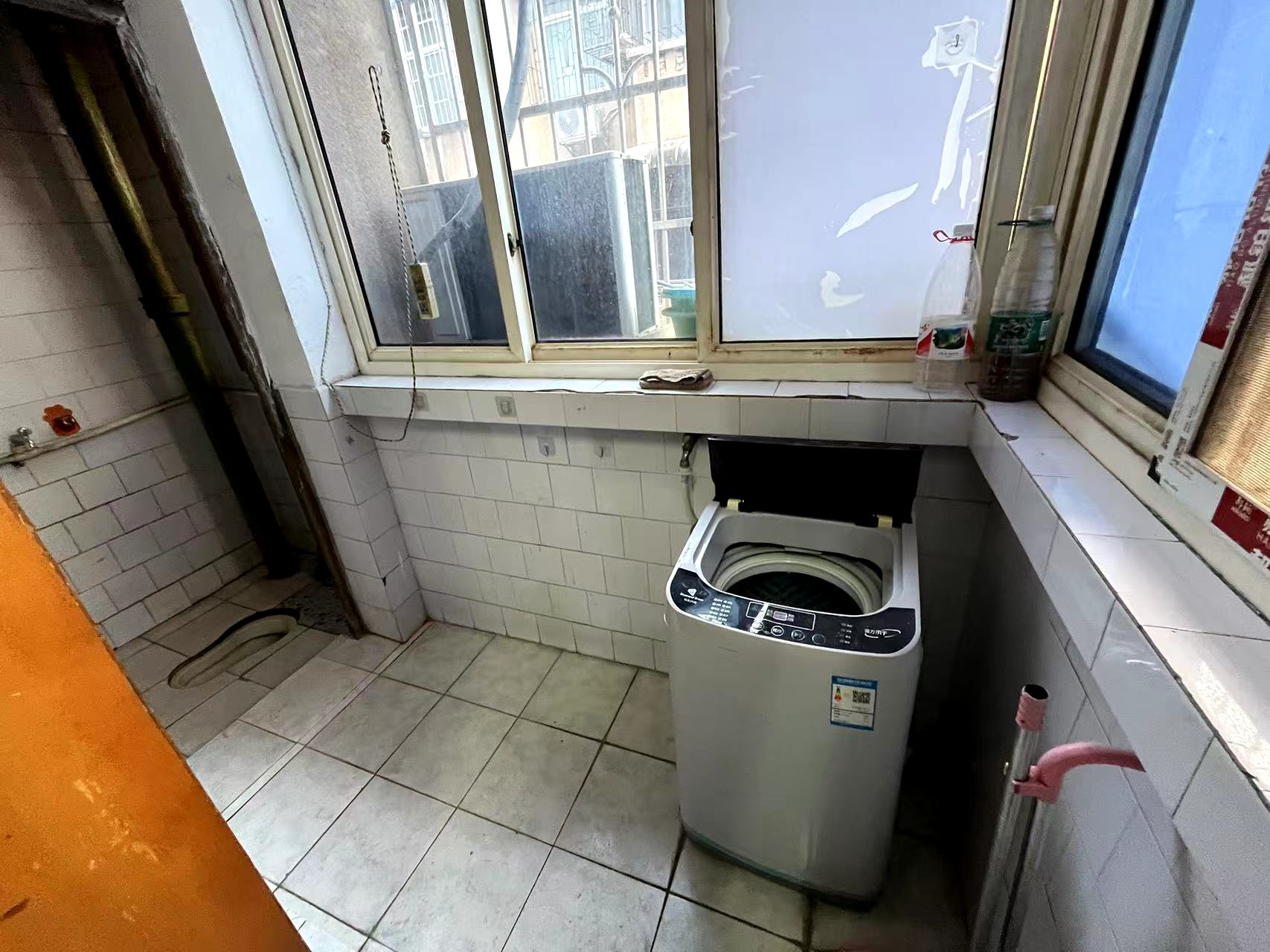 野鸭冲(新屋街) 2室1厅1卫 16.8万 野鸭冲(新屋街) 2室1厅1卫 16.8万室内图