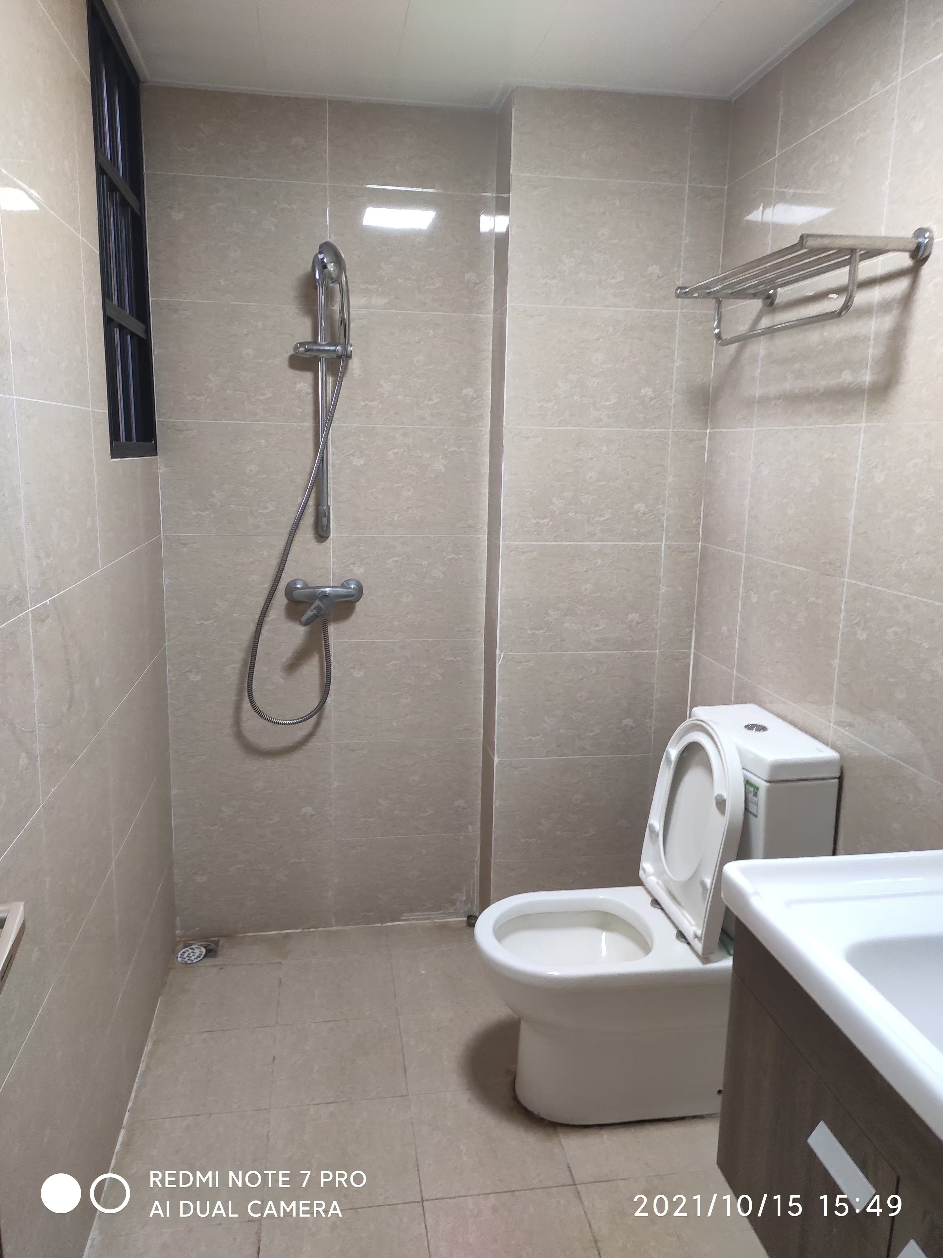 粤泰滨江花园 1室1厅1卫 68.0万 粤泰滨江花园 1室1厅1卫 68.0万室内图