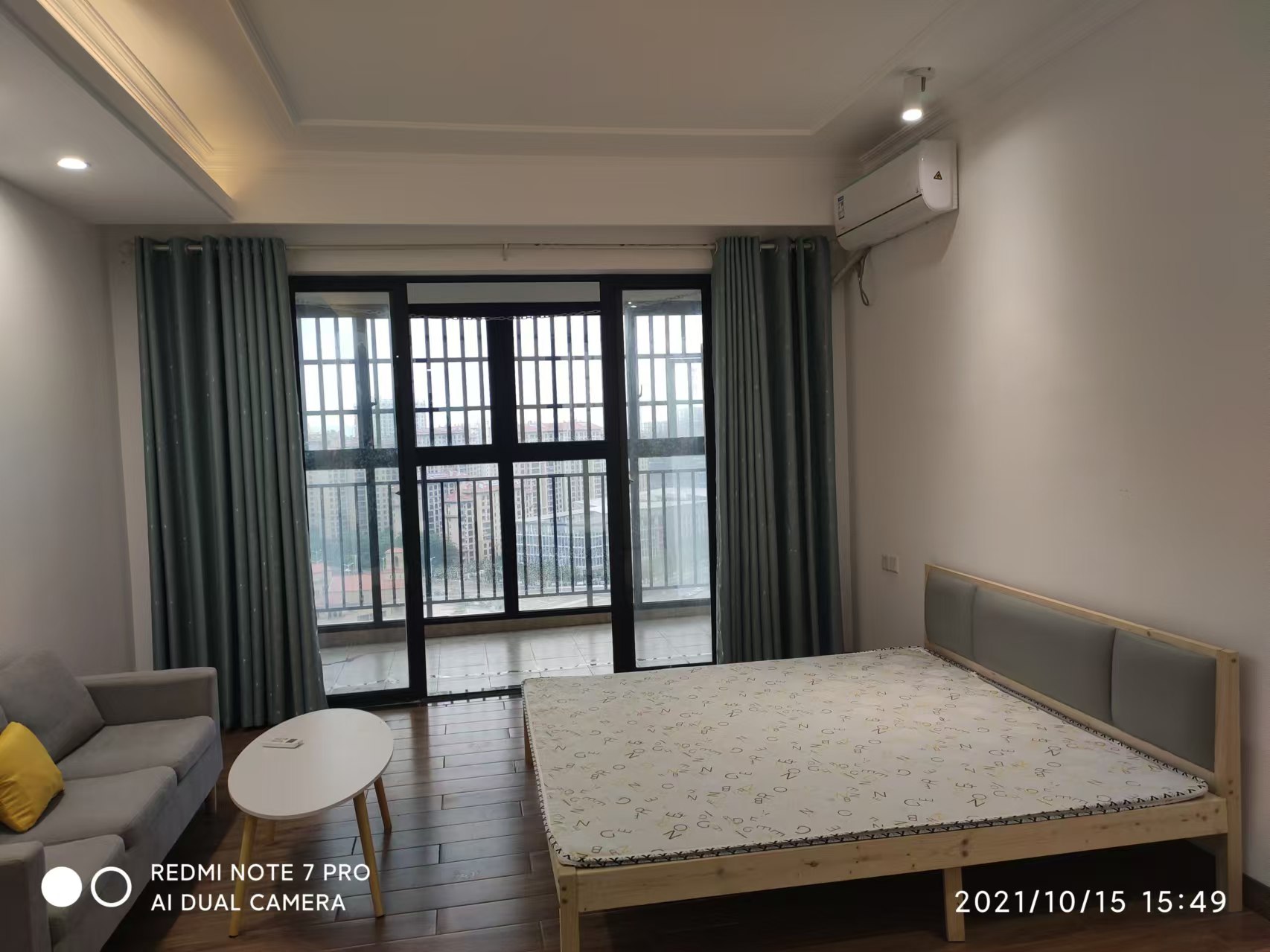 粤泰滨江花园 1室1厅1卫 68.0万 粤泰滨江花园 1室1厅1卫 68.0万室内图