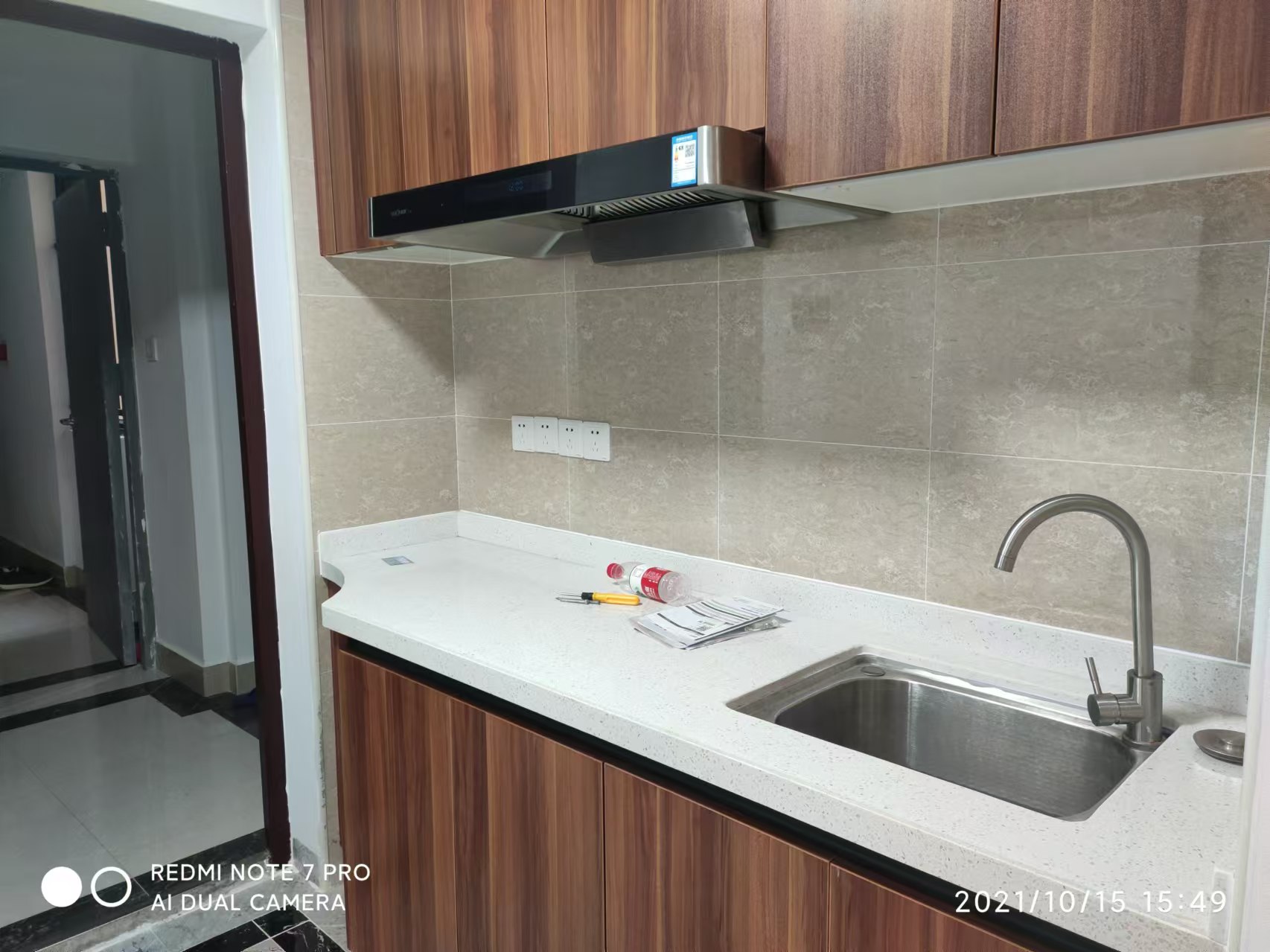 粤泰滨江花园 1室1厅1卫 68.0万 粤泰滨江花园 1室1厅1卫 68.0万室内图