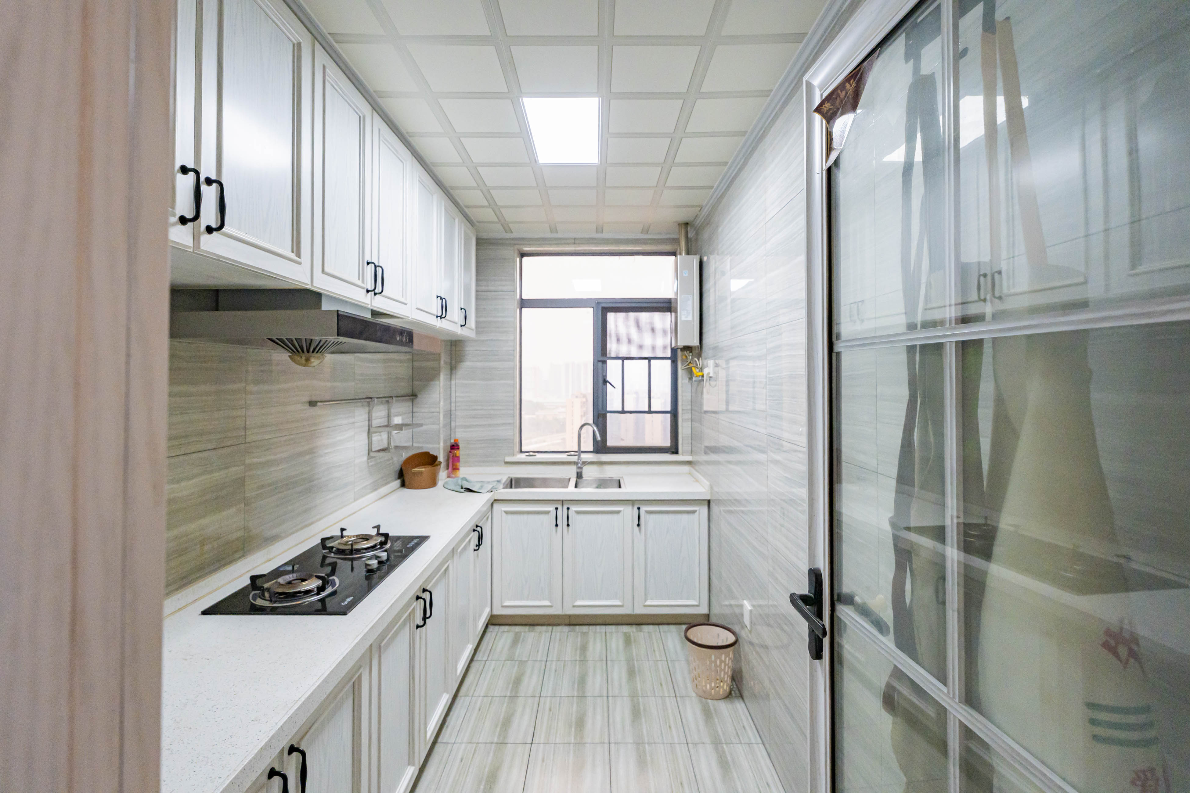 悦湖山  4室2厅1卫    80.0万 悦湖山  4室2厅1卫    80.0万厨房