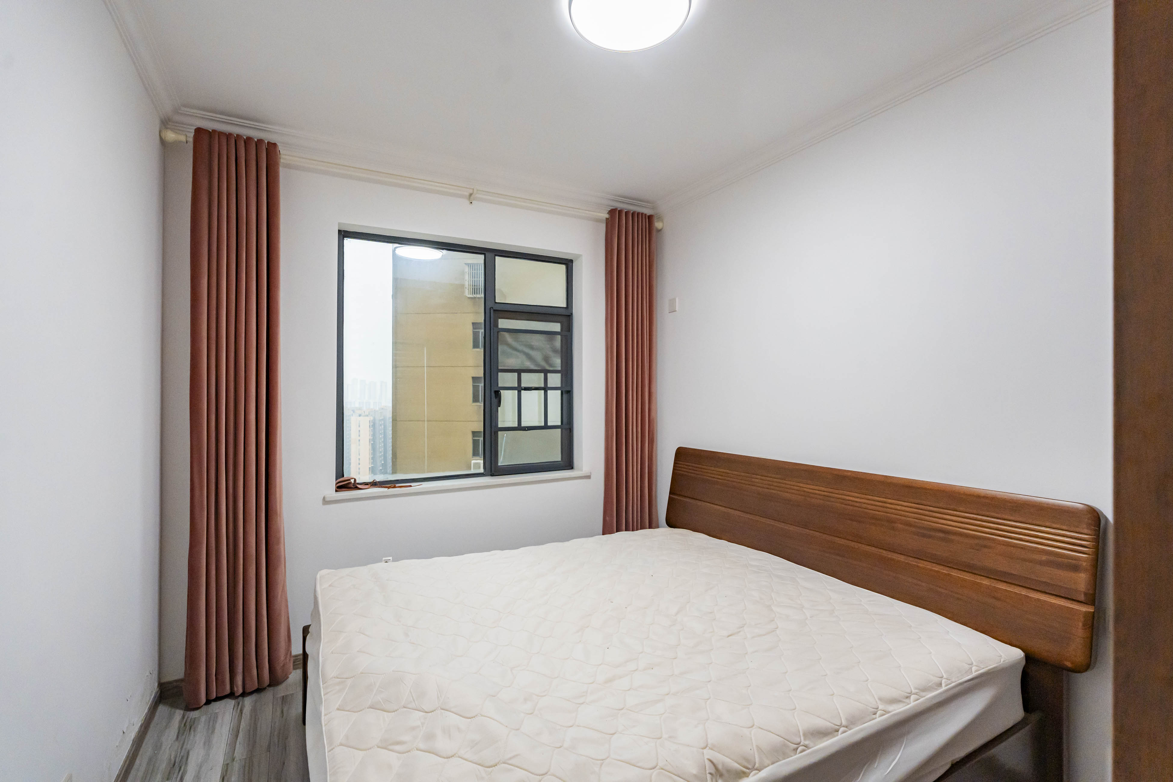 悦湖山  4室2厅1卫    80.0万 悦湖山  4室2厅1卫    80.0万卧室