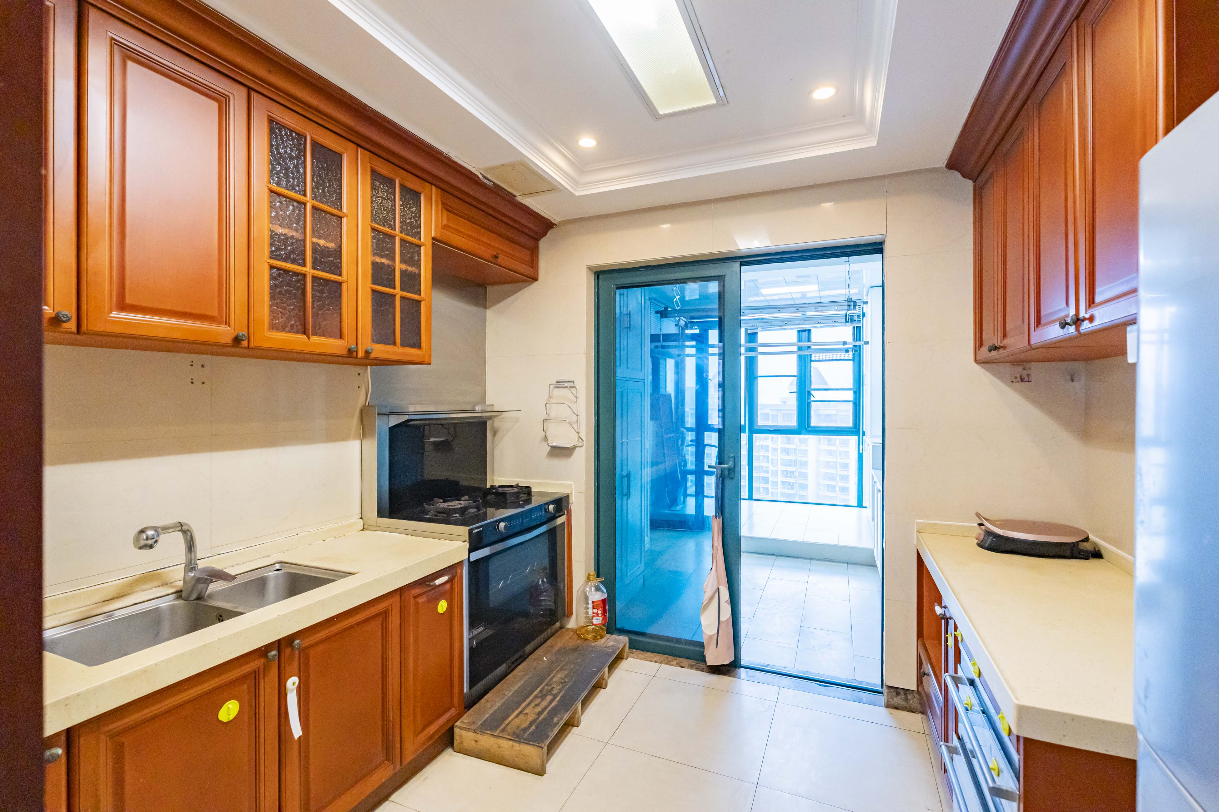 恒大雅苑 4室2厅2卫 198.0万 恒大雅苑 4室2厅2卫 198.0万厨房