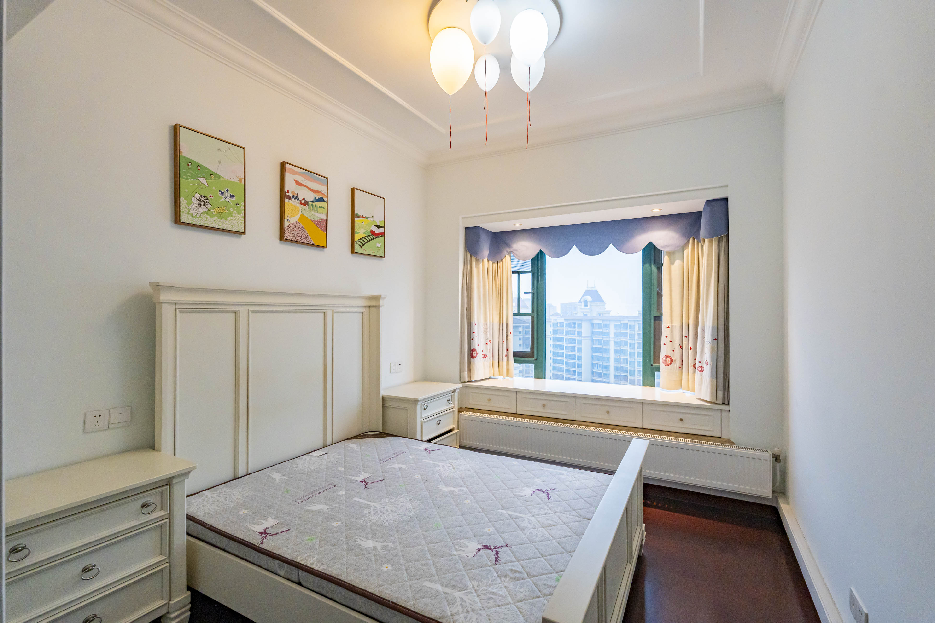 恒大雅苑 4室2厅2卫 198.0万 恒大雅苑 4室2厅2卫 198.0万卧室