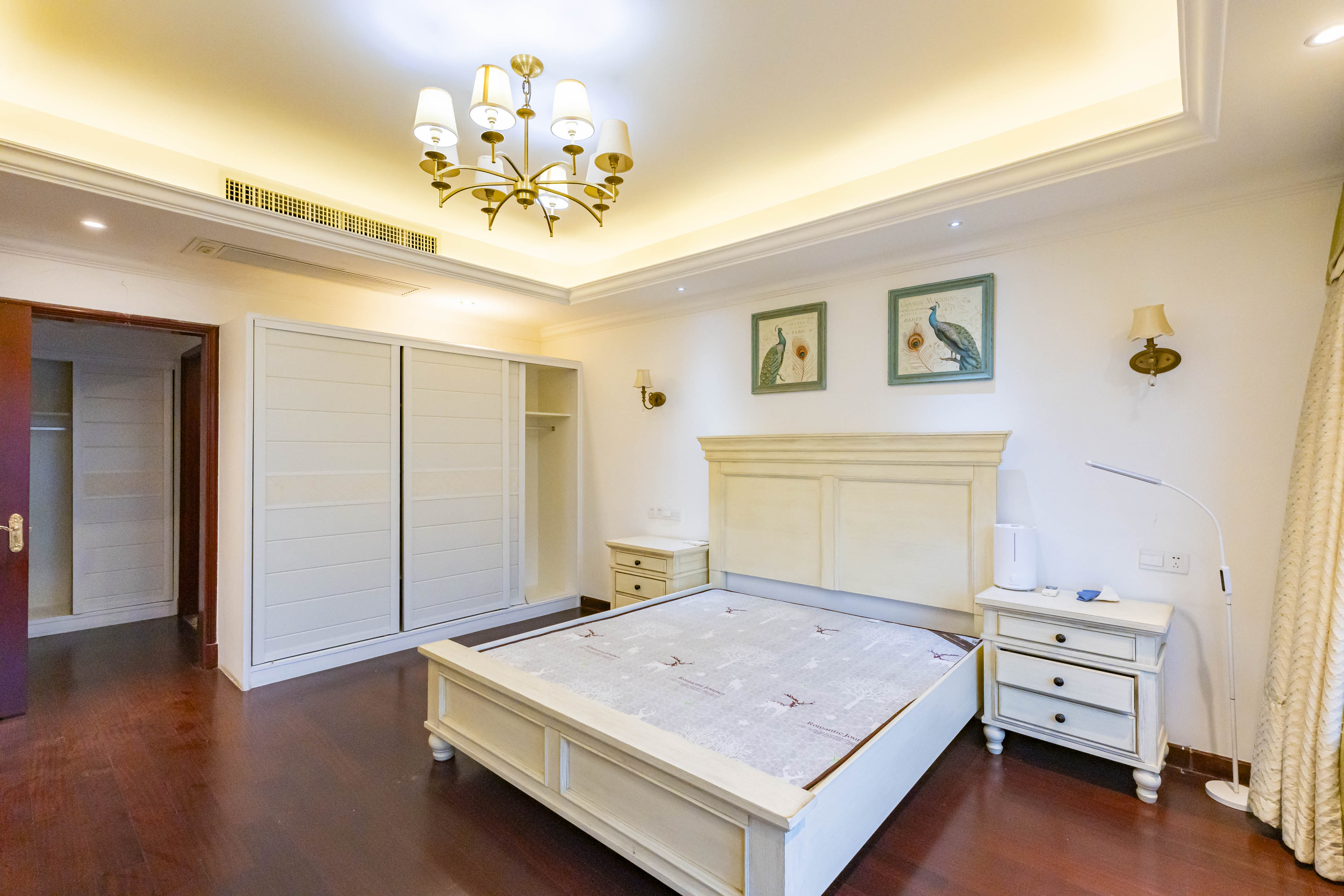 恒大雅苑 4室2厅2卫 198.0万 恒大雅苑 4室2厅2卫 198.0万卧室