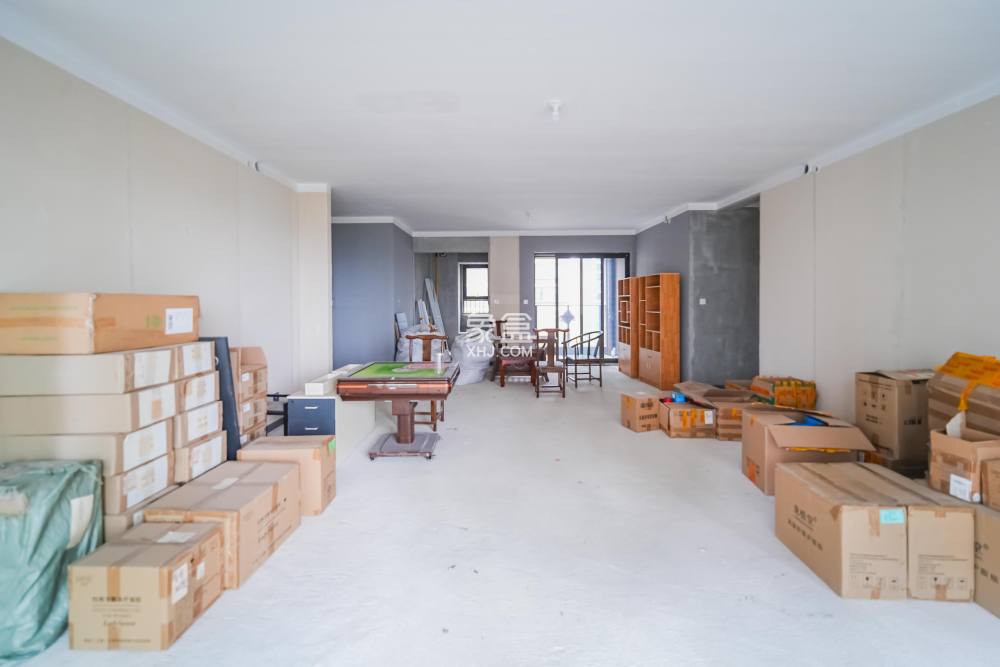 建发玖洲和玺  4室2厅2卫    230.0万