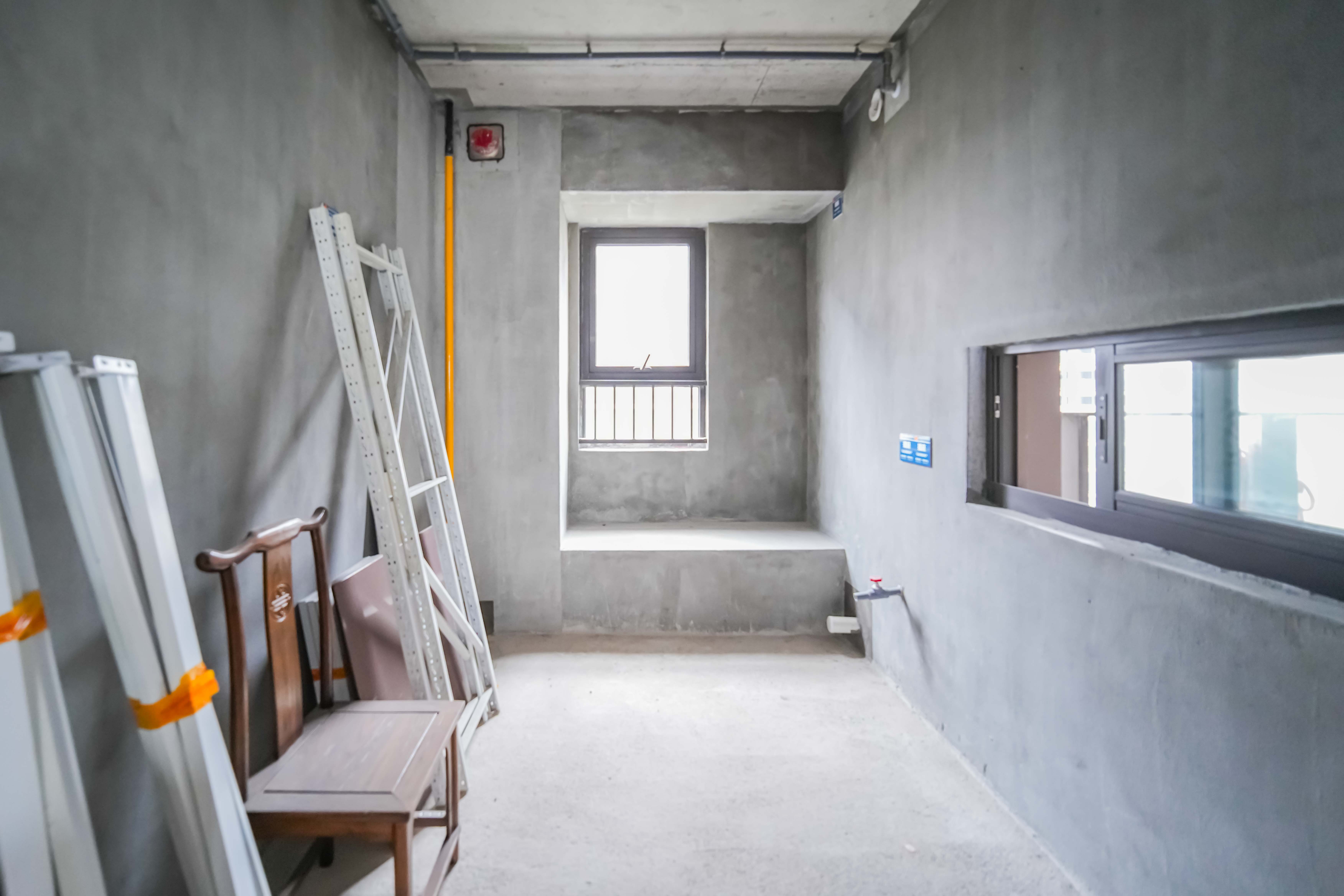 建发玖洲和玺  4室2厅2卫   230.00万其他