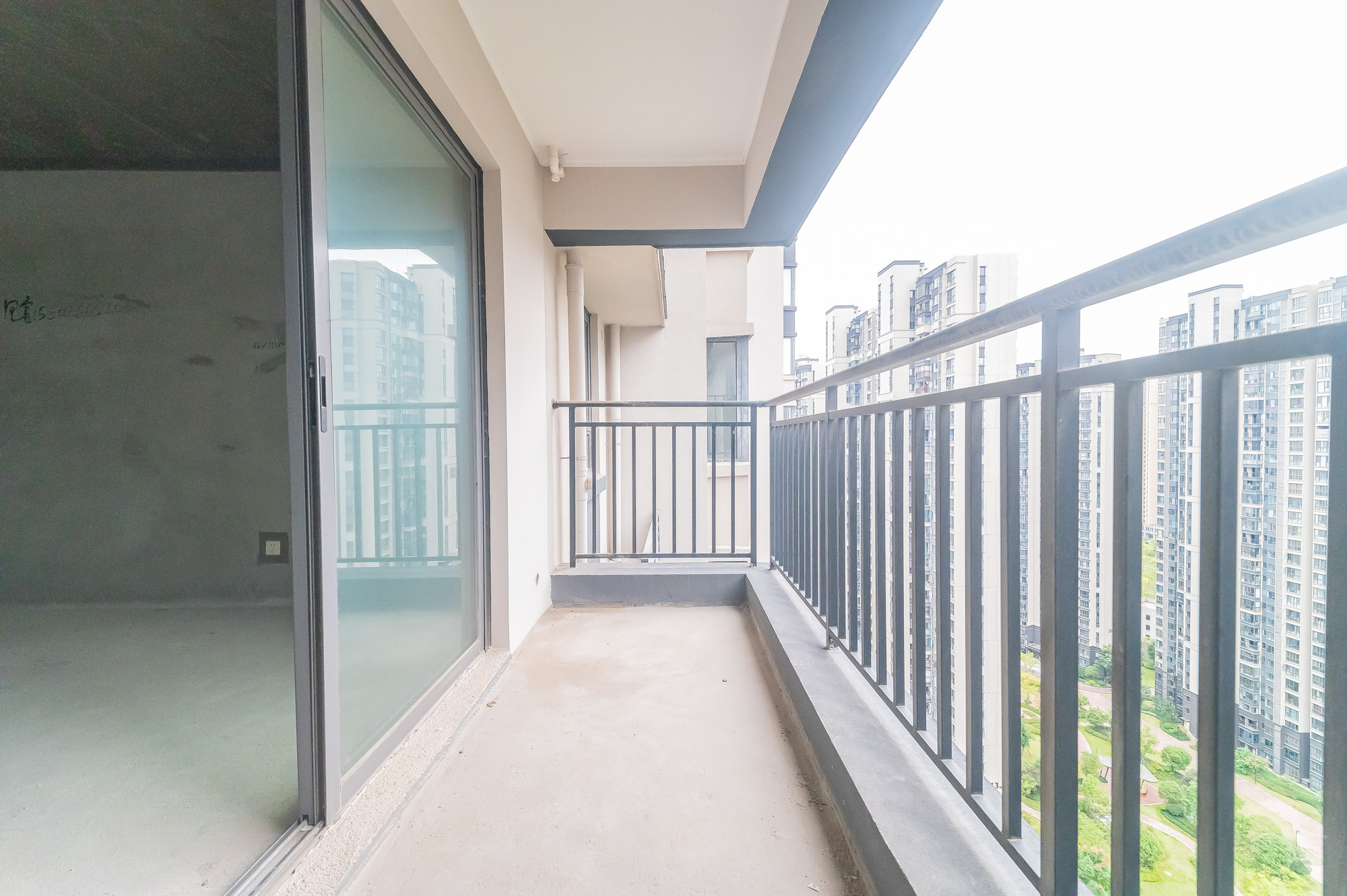 中建悦和城  4室2厅2卫   129.50万其他
