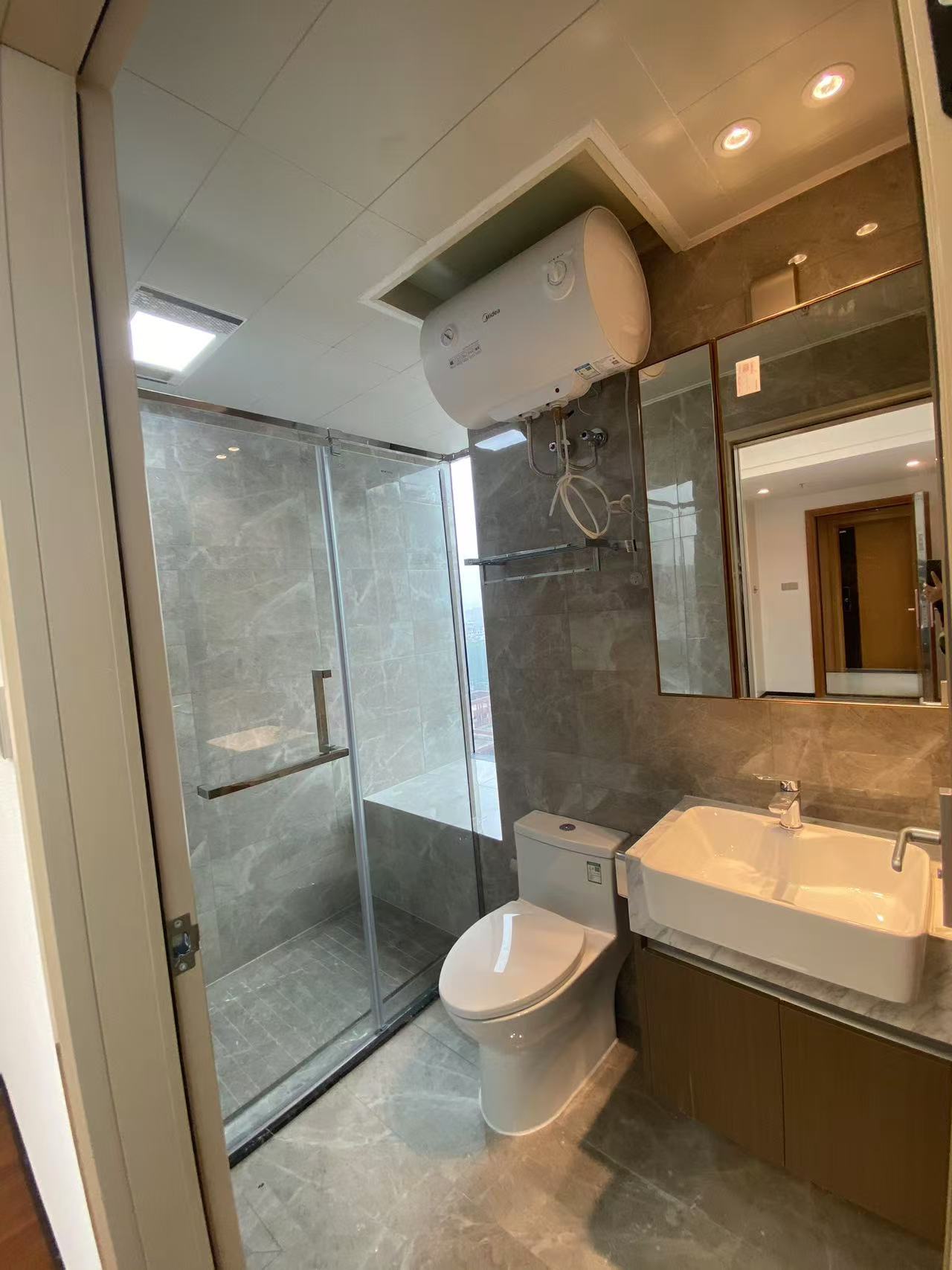 福天藏郡院子  1室1厅1卫    950.0元/月 福天藏郡院子  1室1厅1卫    950.0元/月