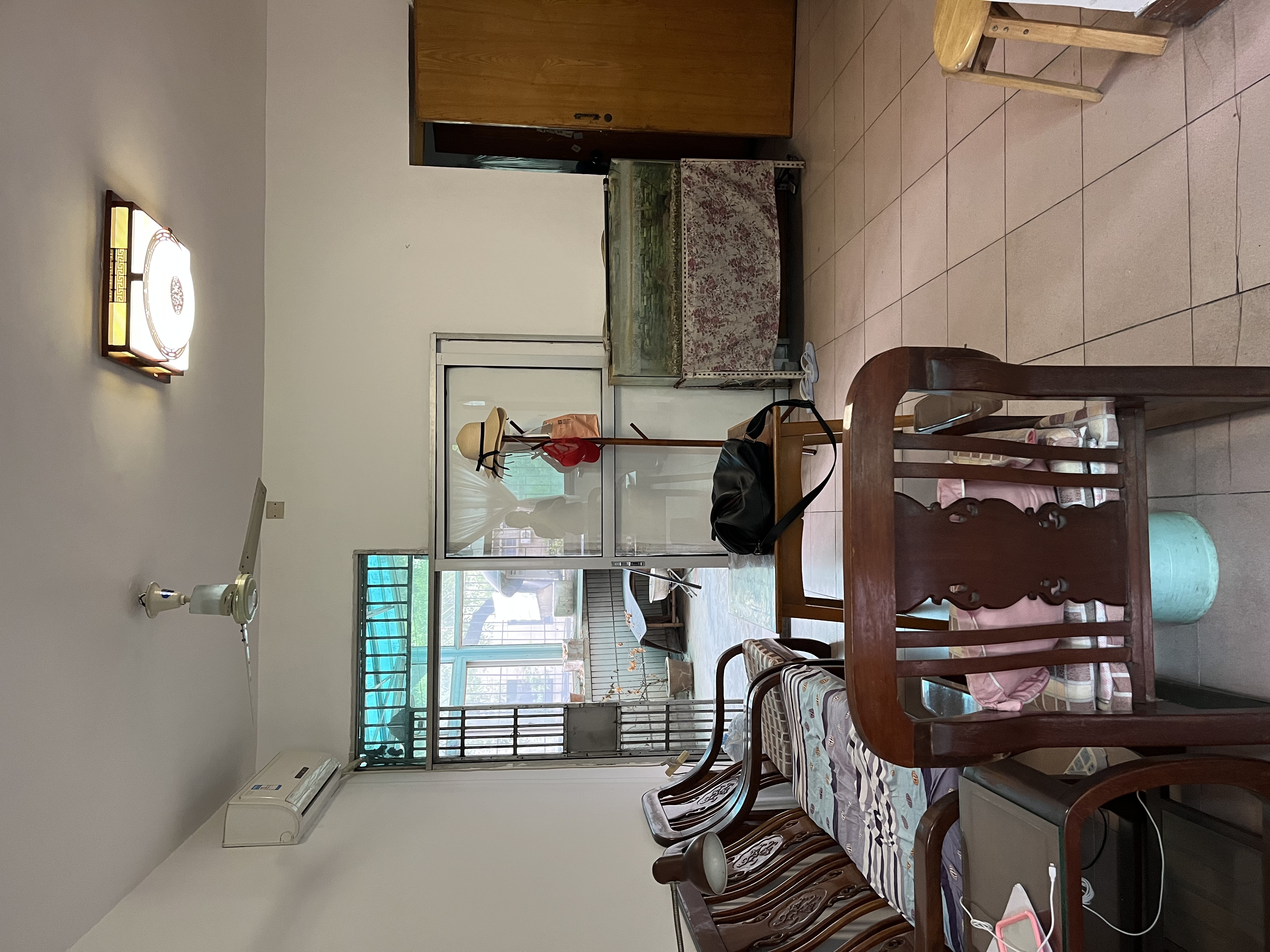 南岭南路散盘 3室2厅1卫 32.8万 南岭南路散盘 3室2厅1卫 32.8万室内图