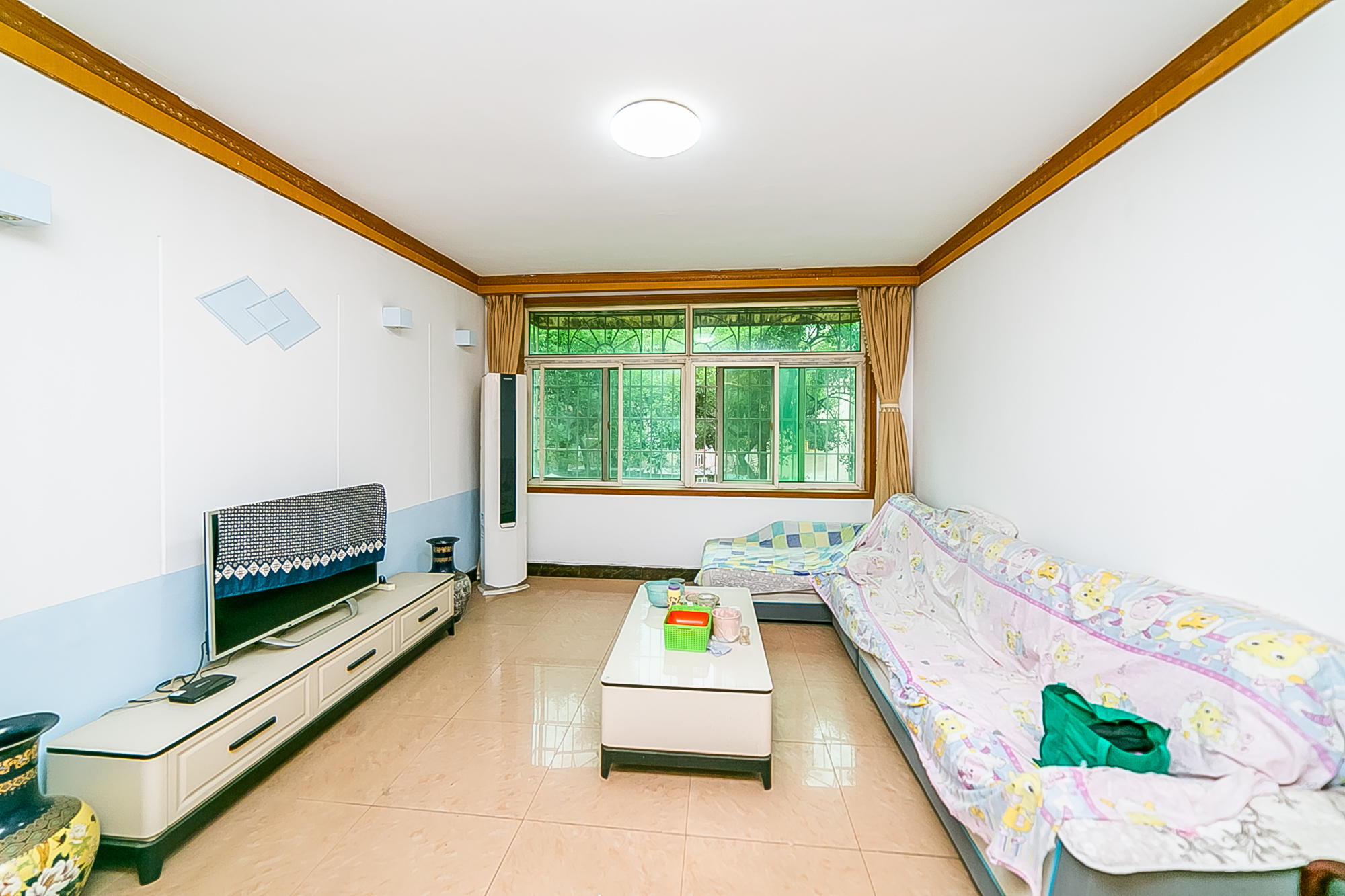 梅岭村  3室2厅1卫    83.8万 梅岭村  3室2厅1卫    83.8万