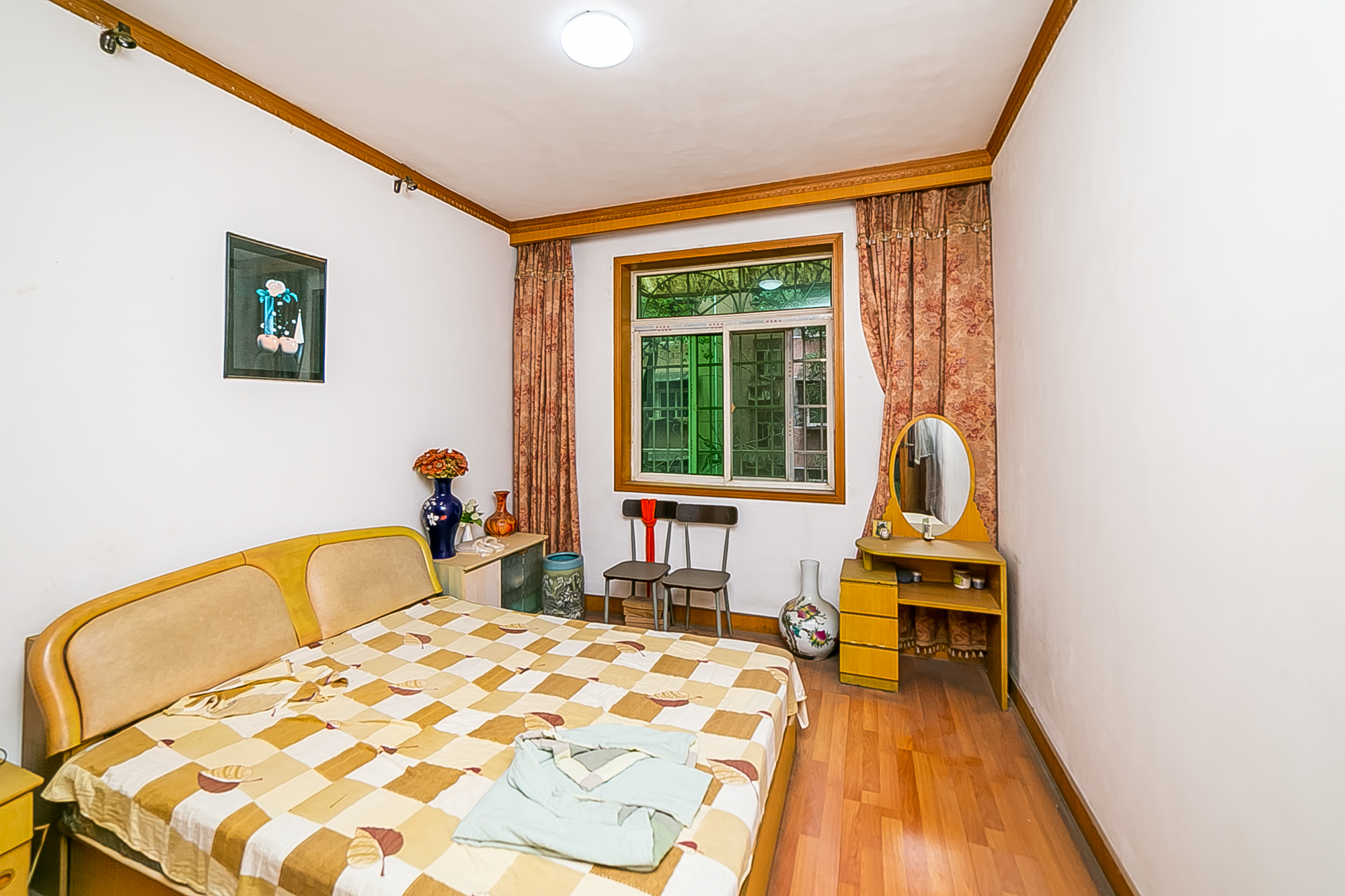 梅岭村 3室2厅1卫 83.8万 梅岭村 3室2厅1卫 83.8万卧室