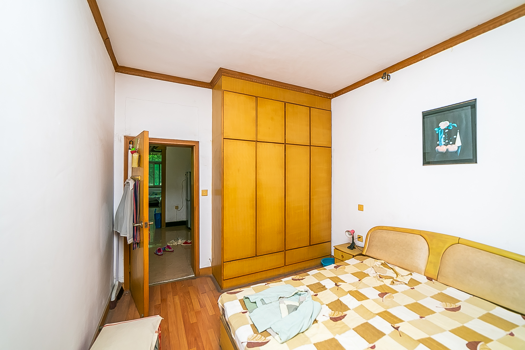 梅岭村 3室2厅1卫 83.8万 梅岭村 3室2厅1卫 83.8万卧室