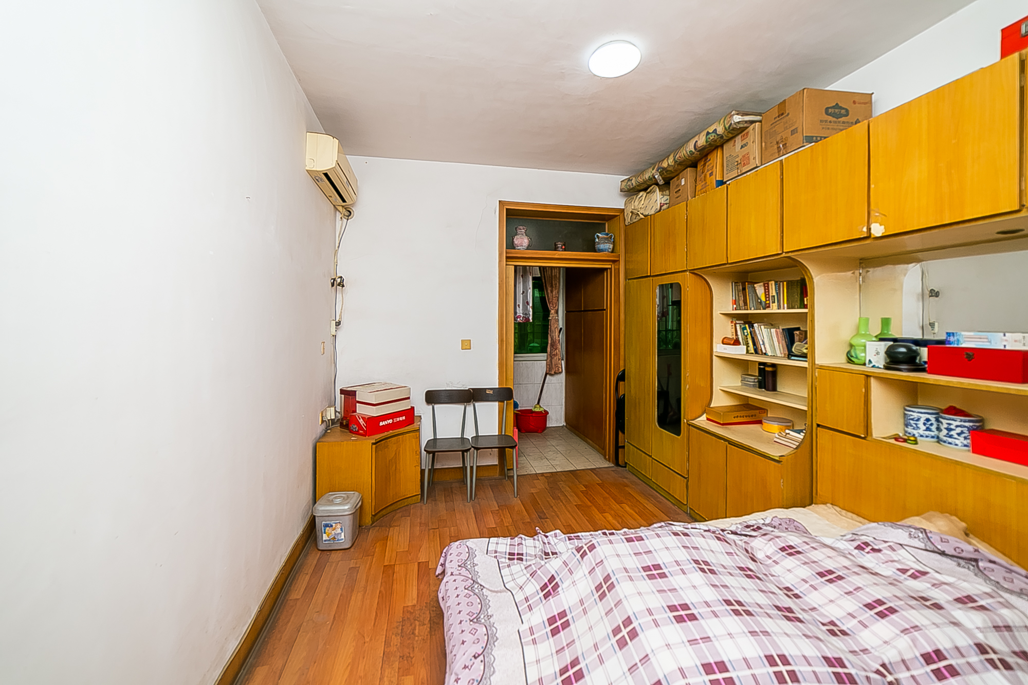 梅岭村 3室2厅1卫 83.8万 梅岭村 3室2厅1卫 83.8万卧室