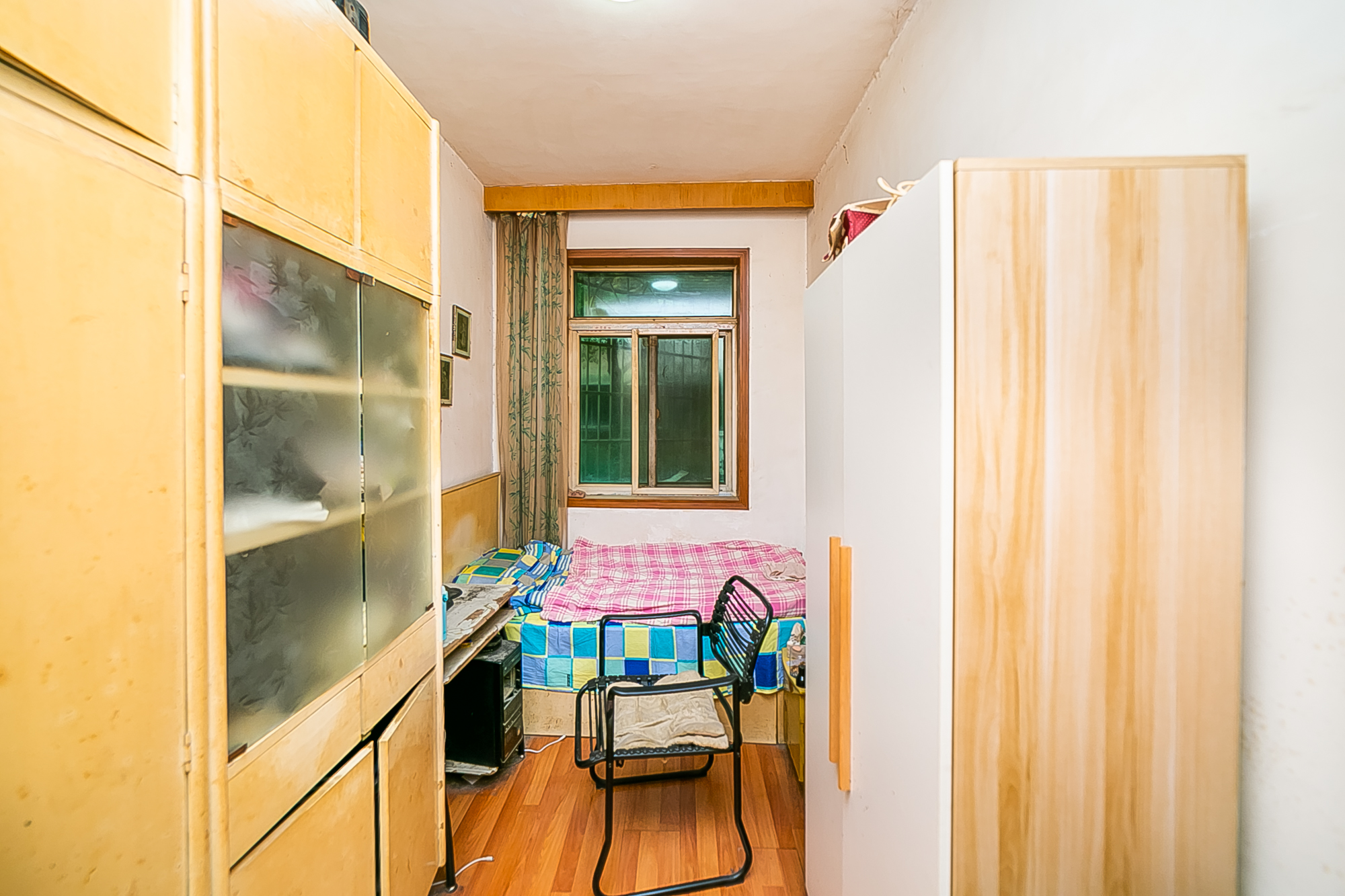 梅岭村 3室2厅1卫 83.8万 梅岭村 3室2厅1卫 83.8万卧室