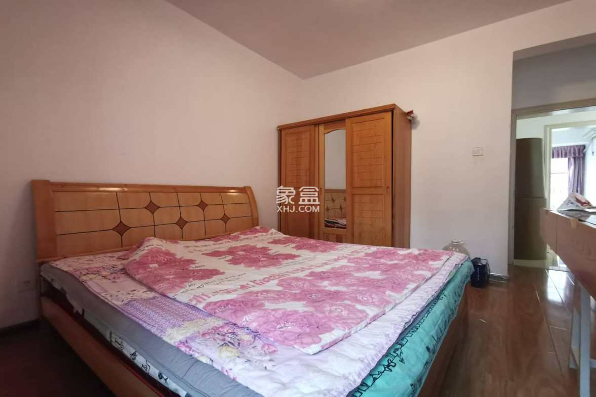 湘府十城(汇财御景湾新寓,汇财国际)  3室2厅1卫    2200.0元/月 湘府十城(汇财御景湾新寓,汇财国际)  3室2厅1卫    2200.0元/月室内图