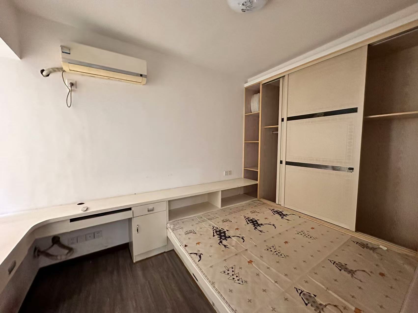 新桂广场 2室2厅1卫 40.0万 新桂广场 2室2厅1卫 40.0万室内图