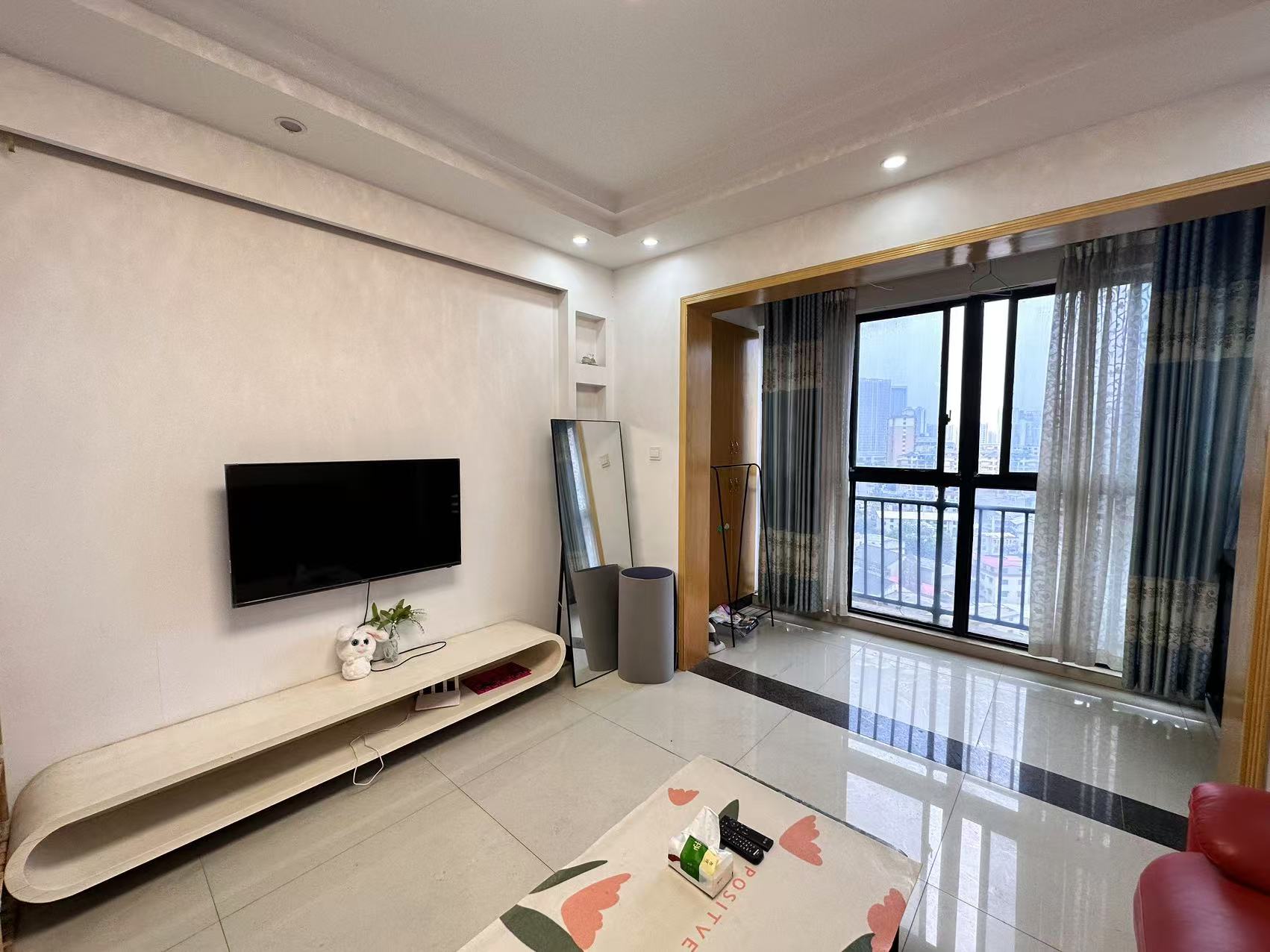 新桂广场 2室2厅1卫 40.0万 新桂广场 2室2厅1卫 40.0万室内图