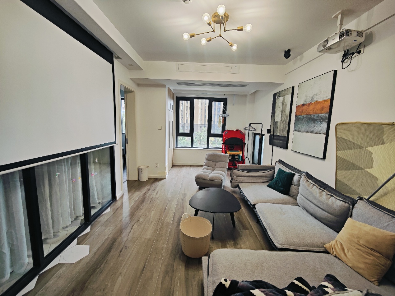 金地格林公馆  3室2厅1卫    3000.0元/月 金地格林公馆  3室2厅1卫    3000.0元/月室内图