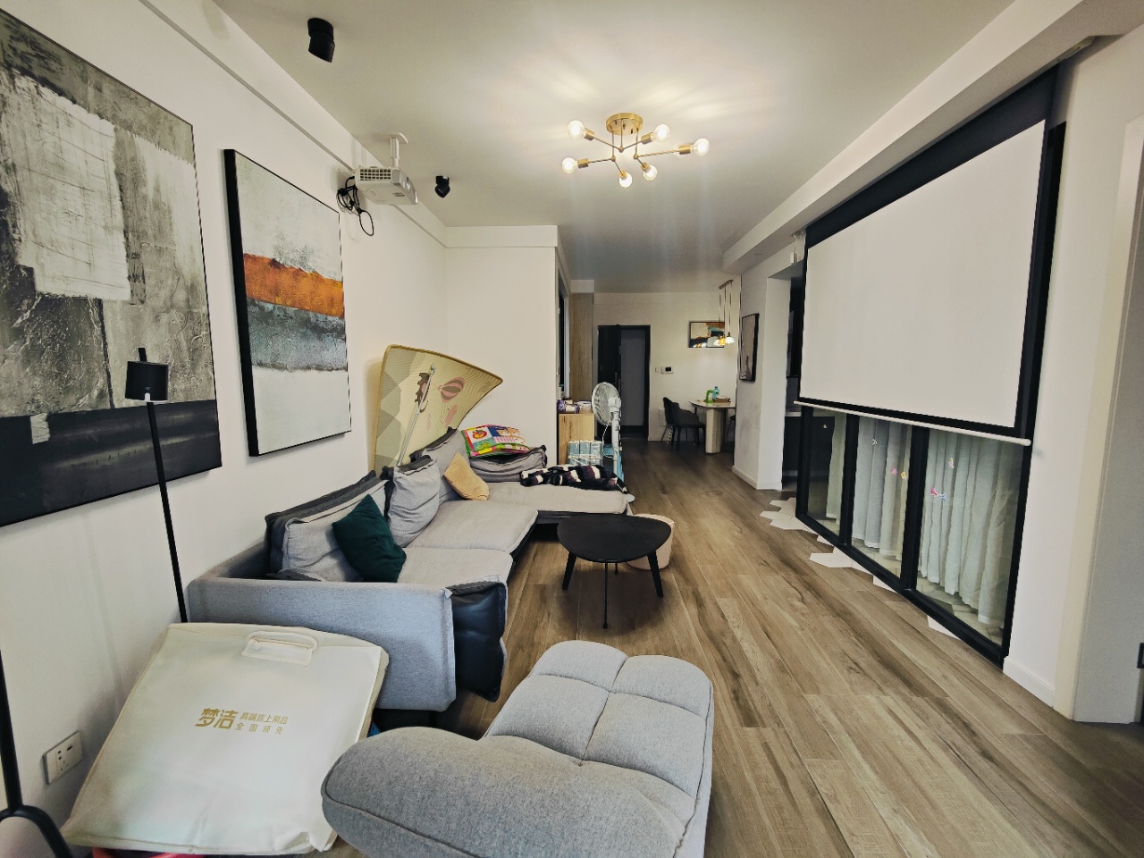 金地格林公馆  3室2厅1卫    3000.0元/月 金地格林公馆  3室2厅1卫    3000.0元/月室内图