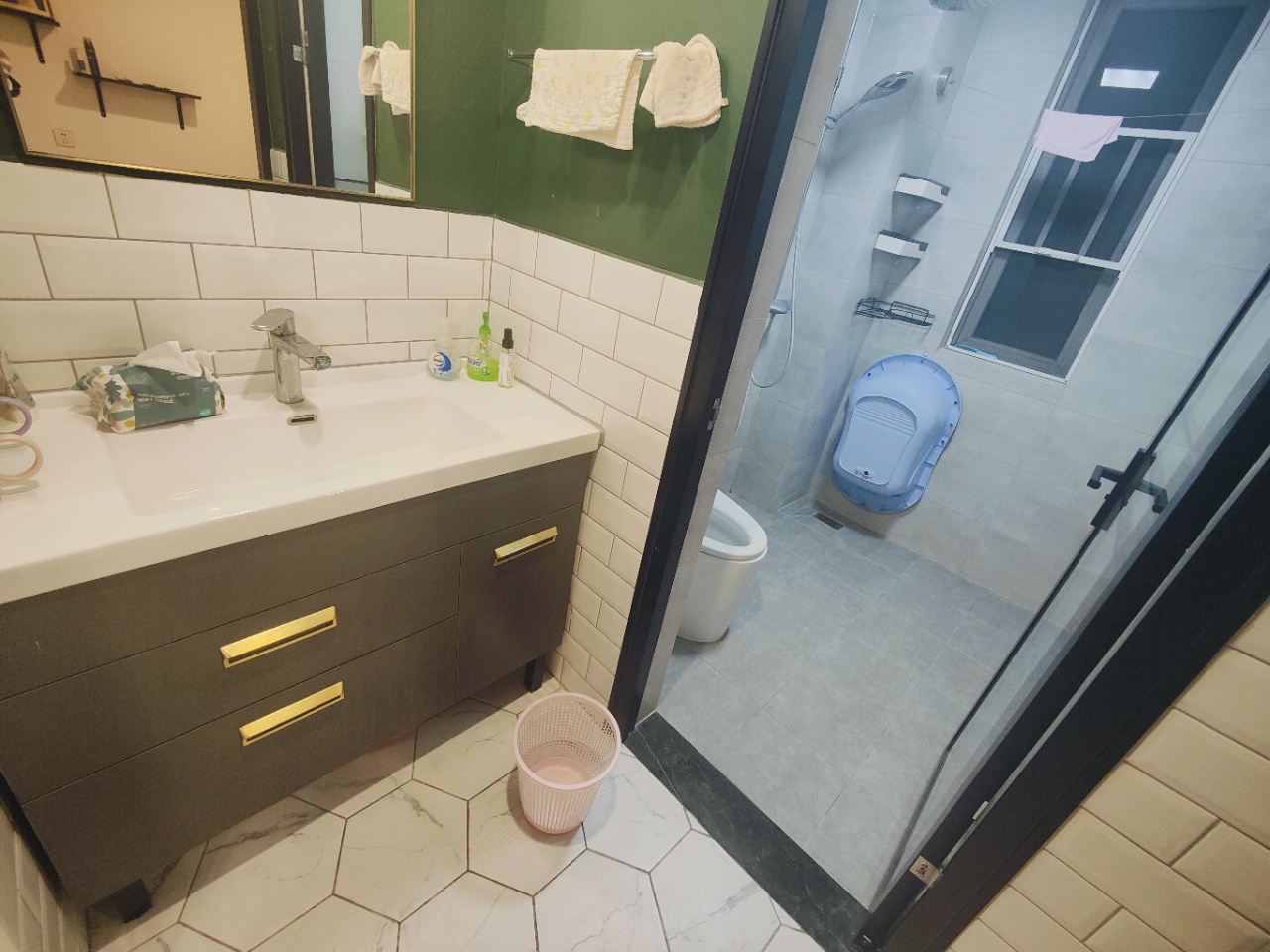 金地格林公馆  3室2厅1卫    3000.0元/月 金地格林公馆  3室2厅1卫    3000.0元/月室内图