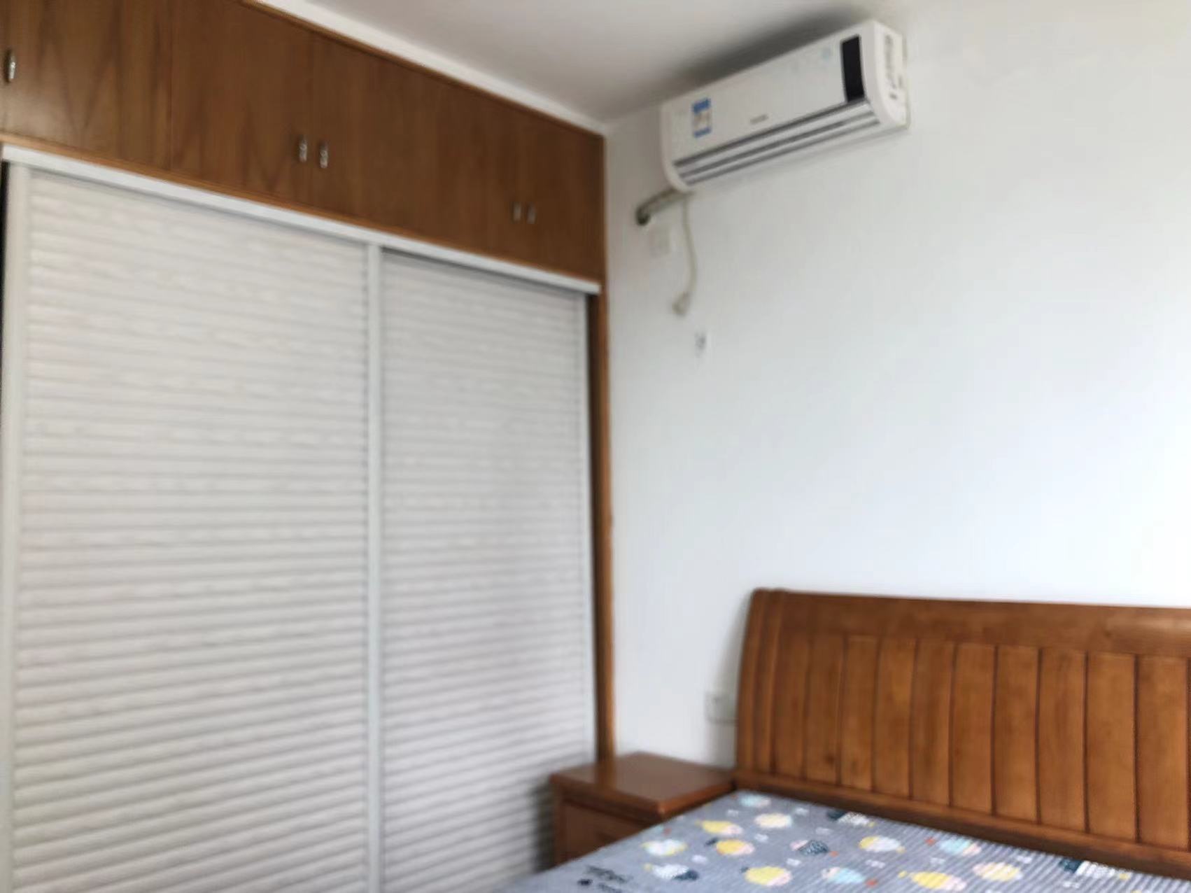 中建国际大厦 2室1厅1卫 1600.0元/月 中建国际大厦 2室1厅1卫 1600.0元/月室内图