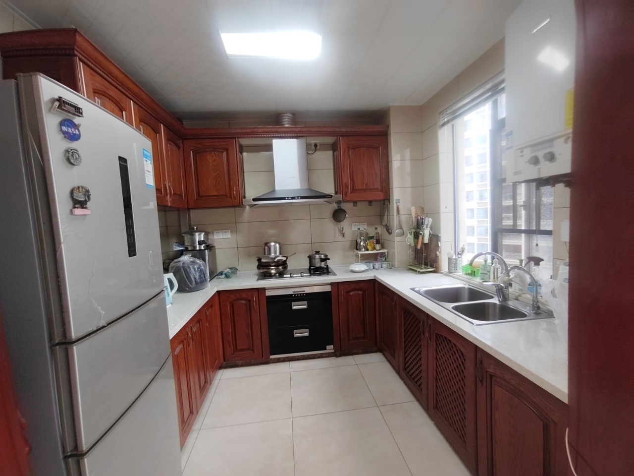 华晨御园 5室2厅2卫 138.0万 华晨御园 5室2厅2卫 138.0万室内图