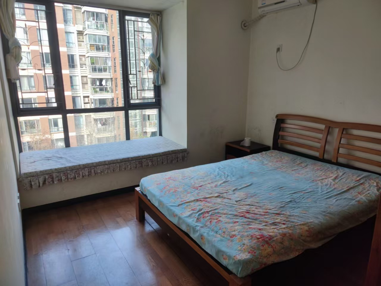 奥林匹克花园  3室2厅1卫   2900.00元/月室内图