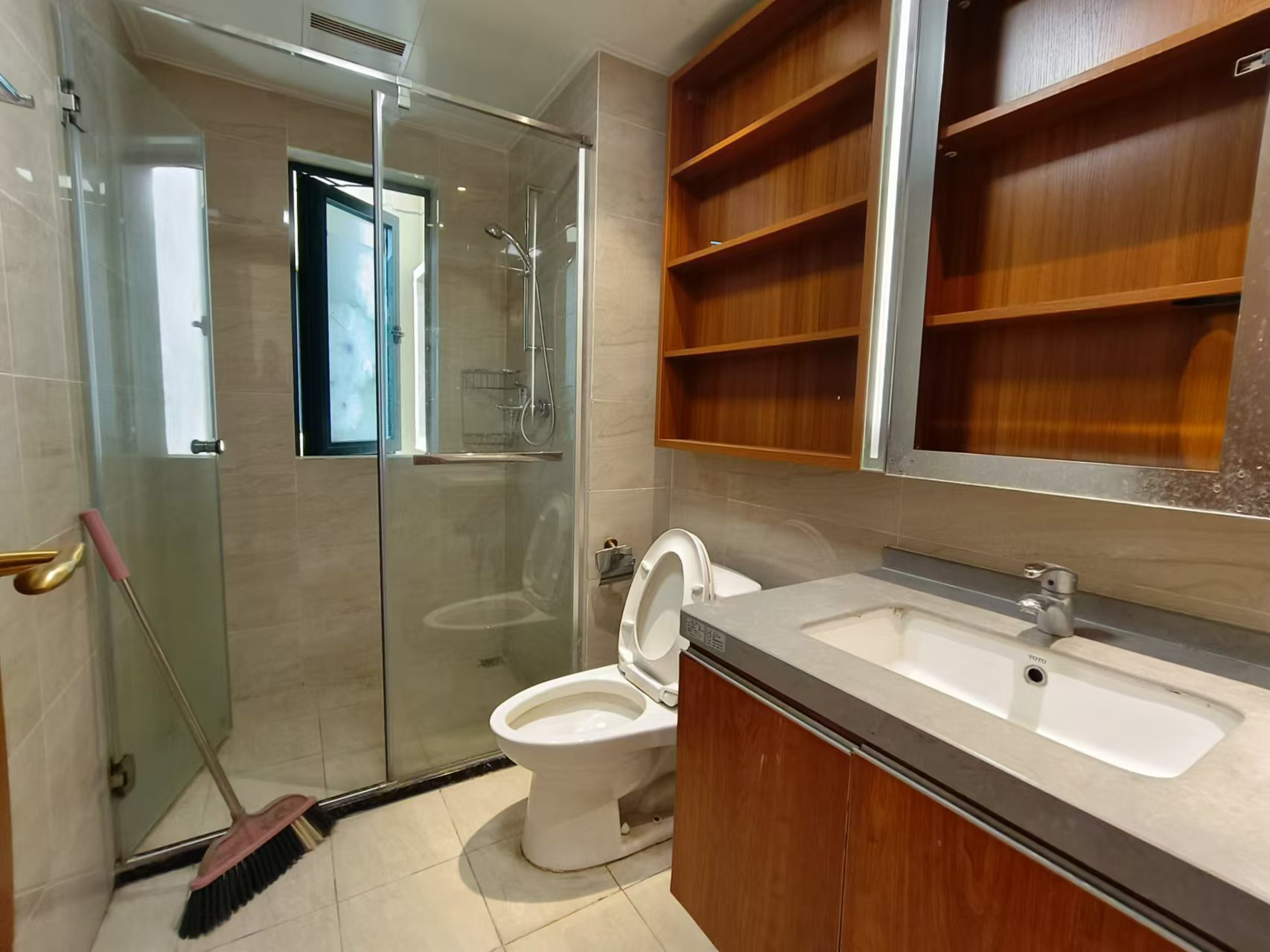 恒大绿洲 2室2厅1卫 1500.0元/月 恒大绿洲 2室2厅1卫 1500.0元/月室内图