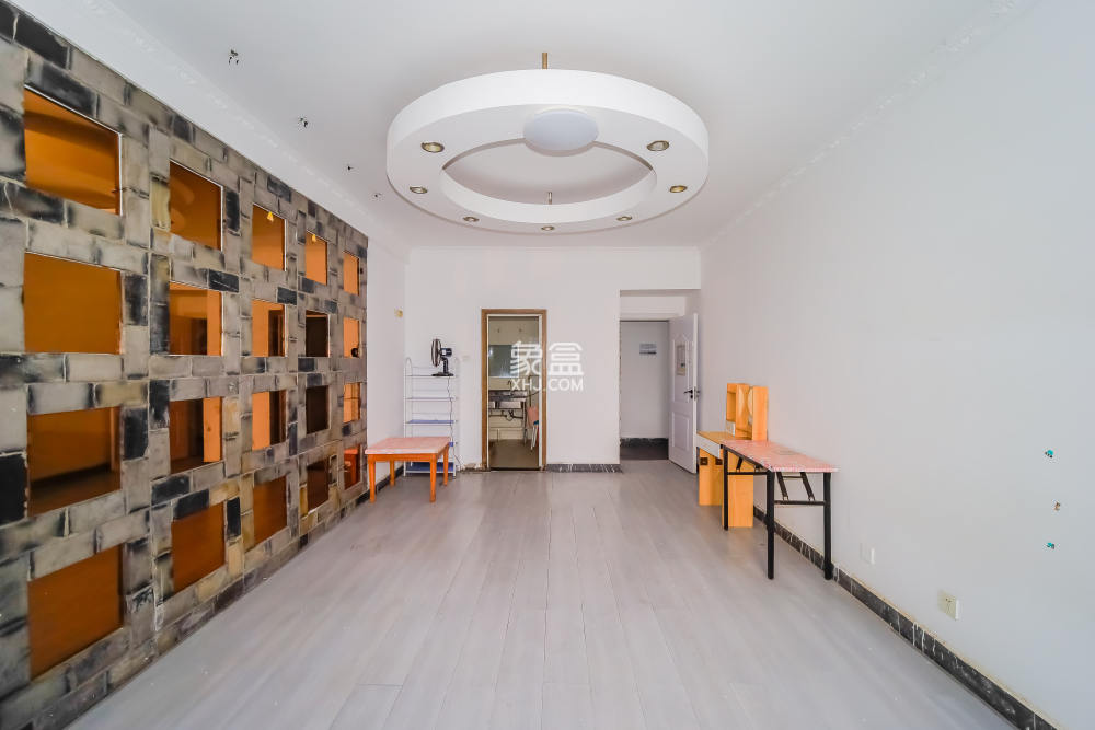 建鸿达华都(华都小户型及大华写字楼) 4室2厅3卫 4200.0元/月 建鸿达华都(华都小户型及大华写字楼) 4室2厅3卫 4200.0元/月室内图