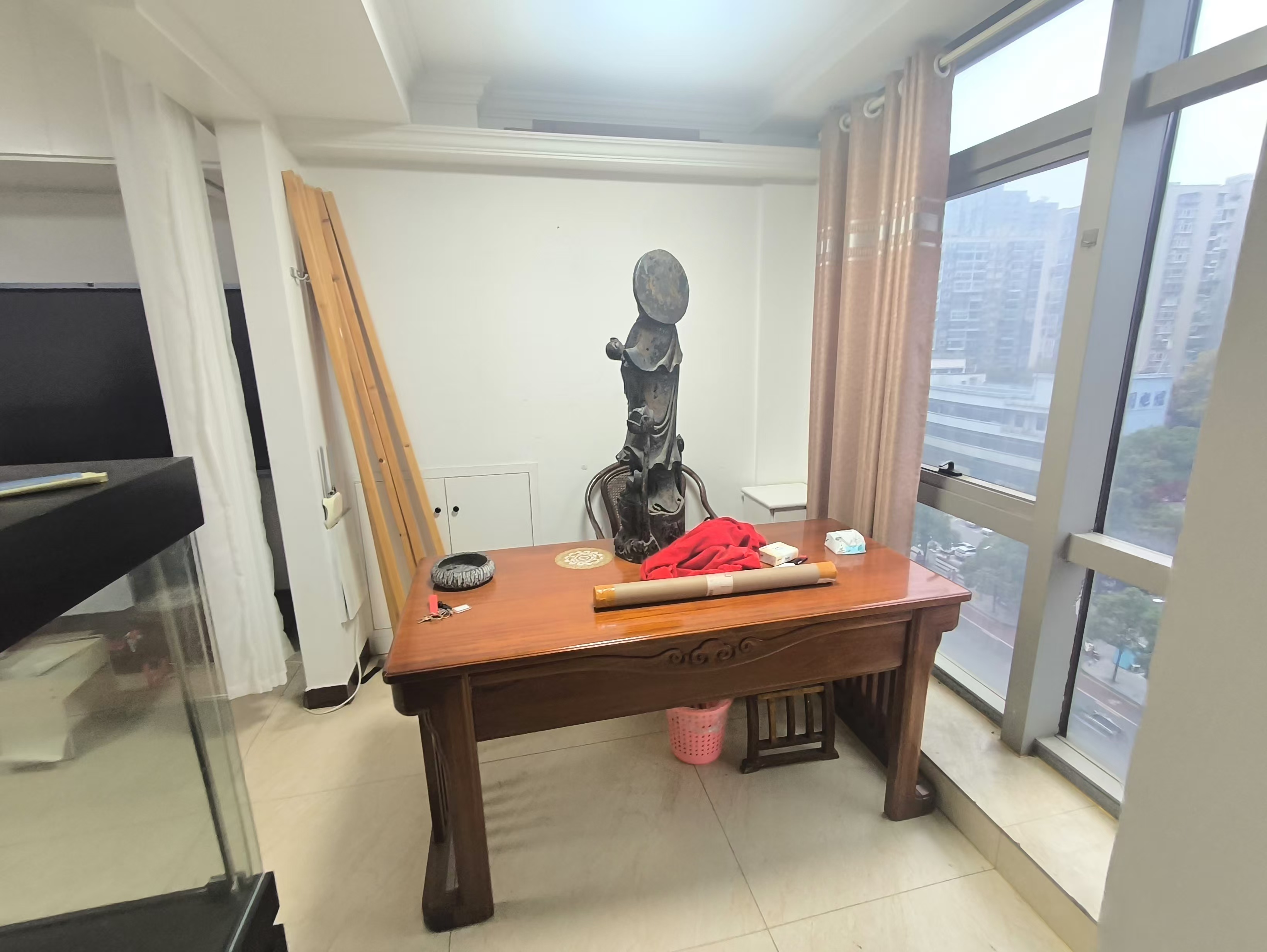 奥克斯广场 1室1厅1卫 2600.0元/月 奥克斯广场 1室1厅1卫 2600.0元/月室内图