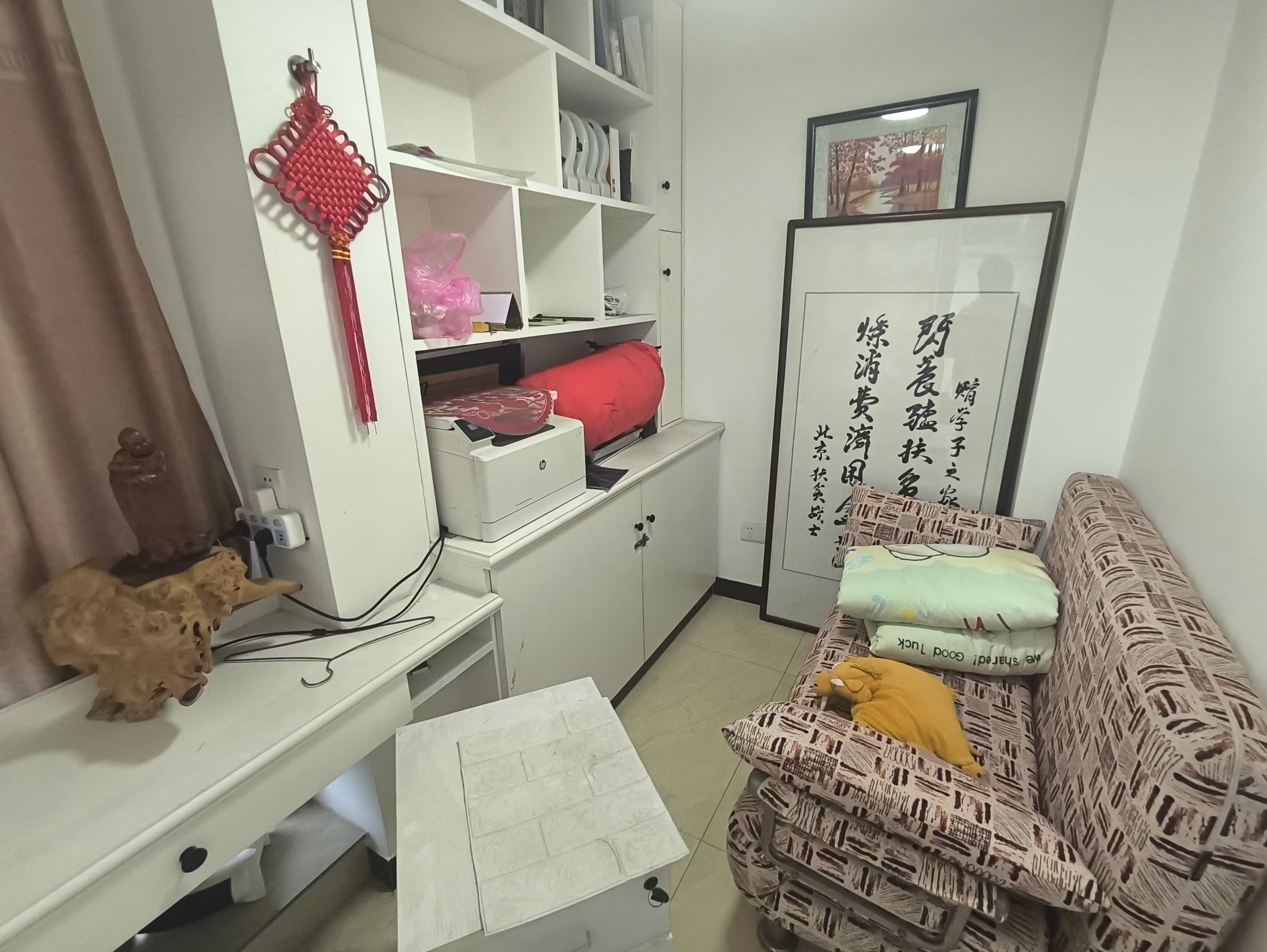 奥克斯广场 1室1厅1卫 2600.0元/月 奥克斯广场 1室1厅1卫 2600.0元/月室内图