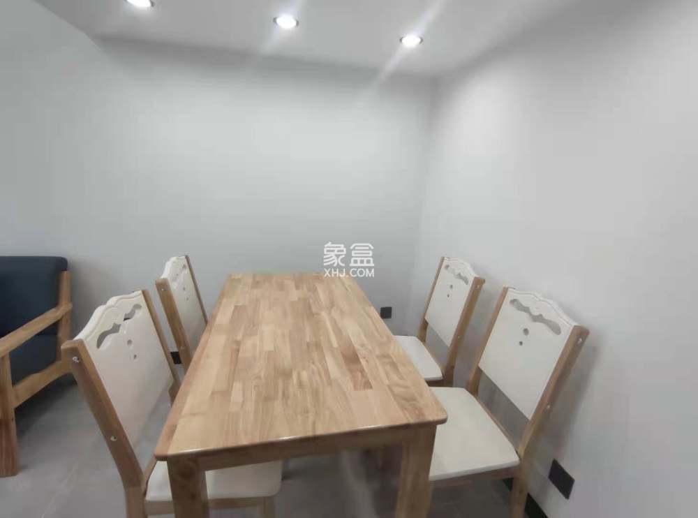 建发中央公园（建发美地）  1室0厅0卫   2000.00元/月室内图