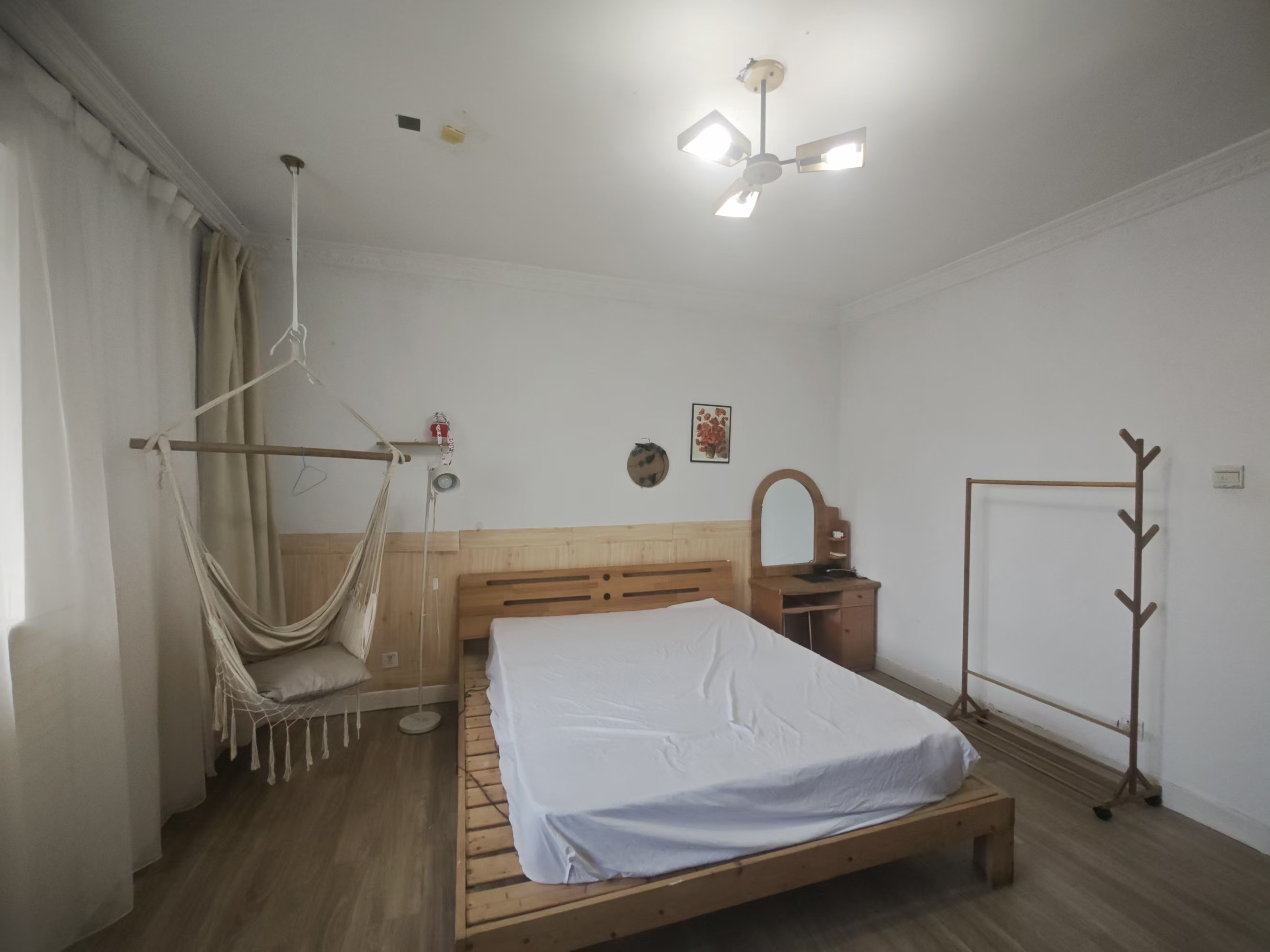 昌茂花园 2室2厅1卫 70.0万 昌茂花园 2室2厅1卫 70.0万室内图