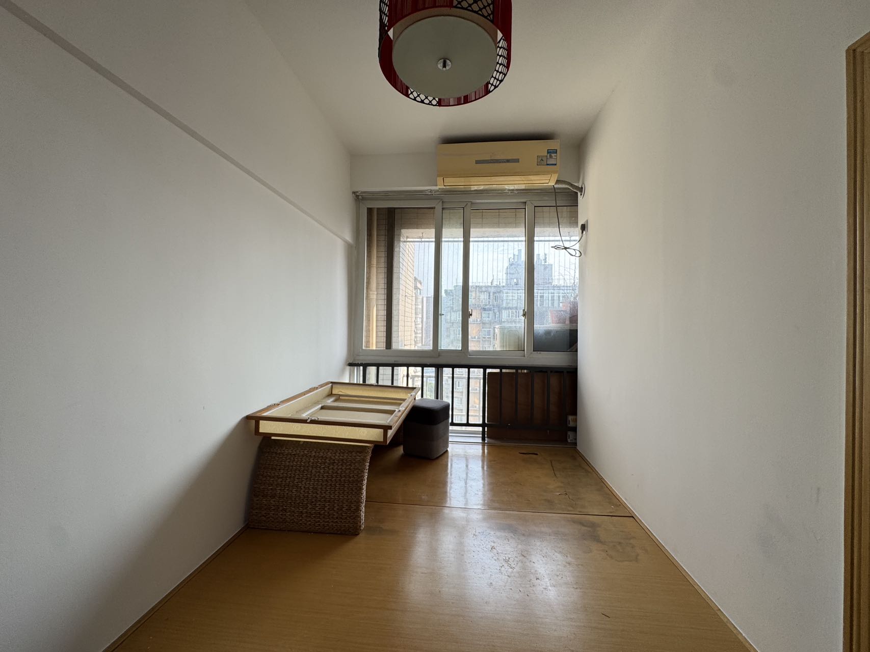月湖兰庭  1室1厅1卫   1800.00元/月室内图
