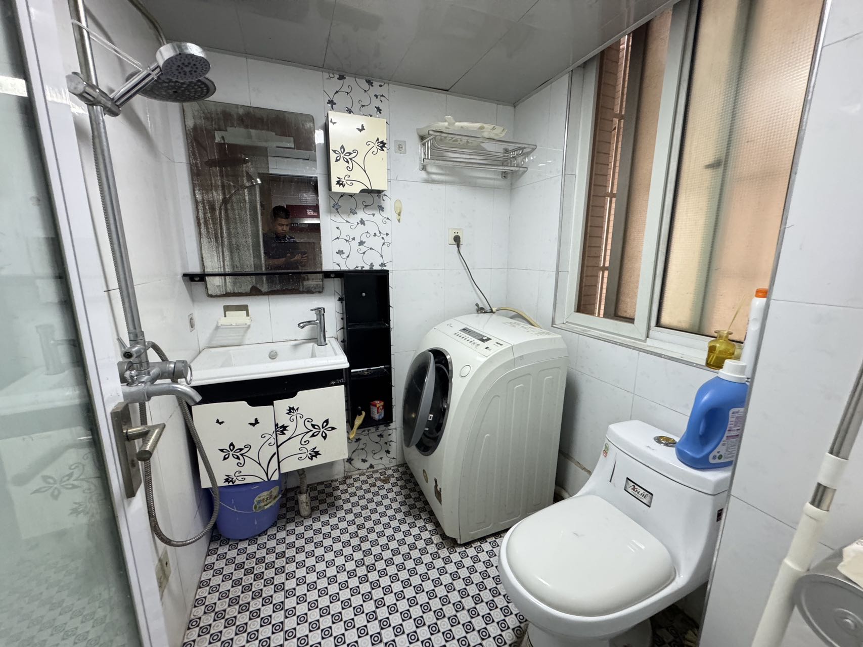 月湖兰庭  1室1厅1卫   1800.00元/月室内图